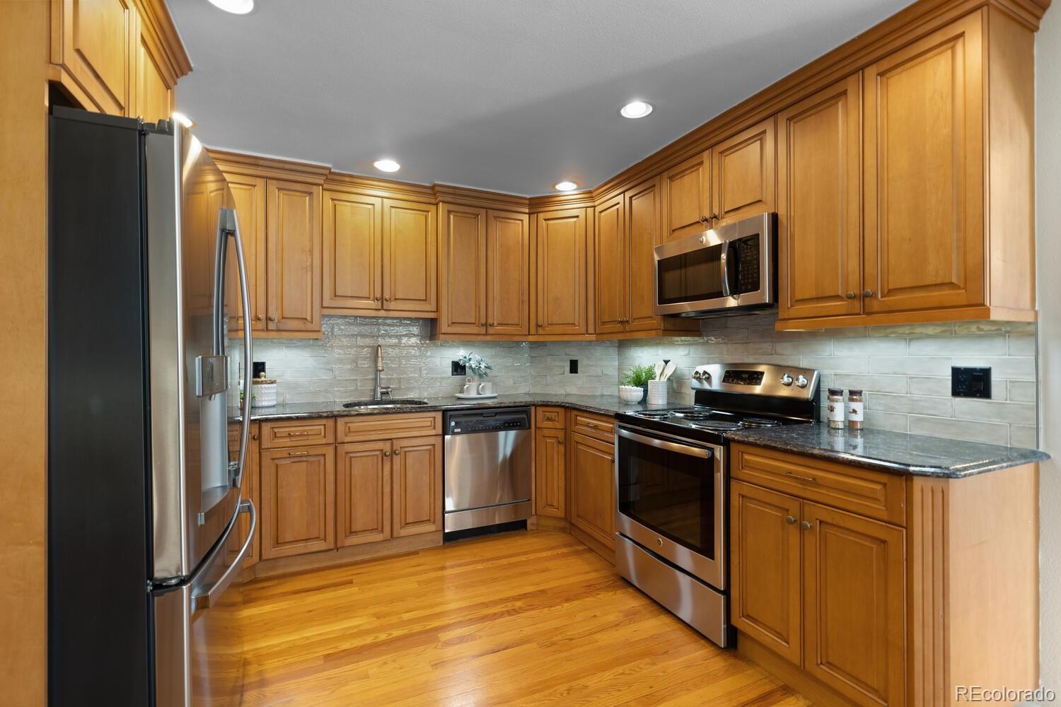 MLS Image #9 for 3511 s hillcrest drive,denver, Colorado