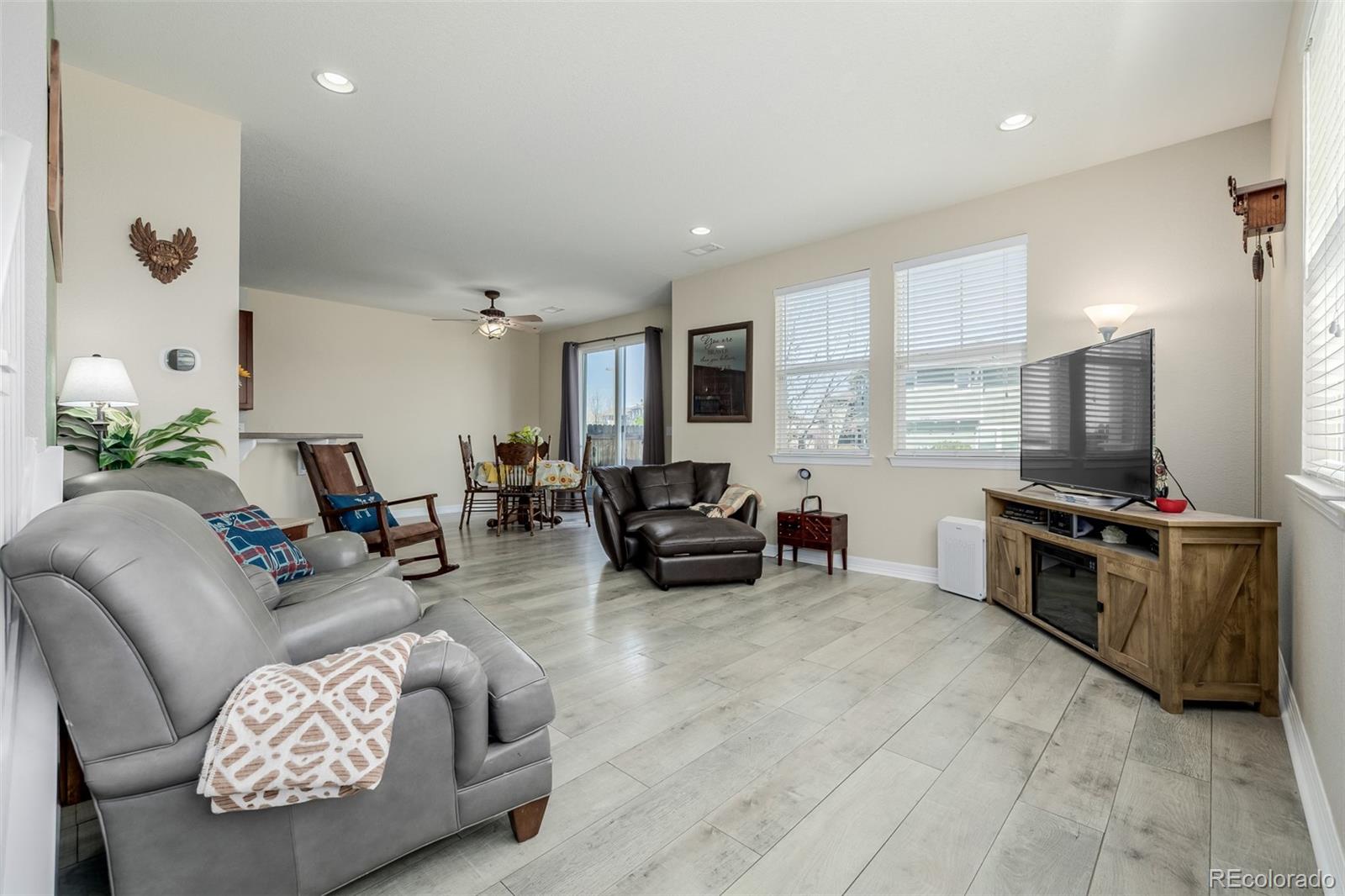 MLS Image #3 for 9047  apache plume drive,parker, Colorado