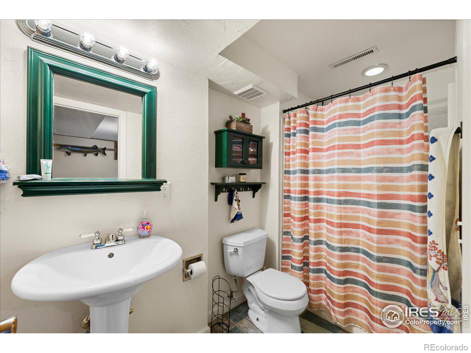 MLS Image #15 for 1119 e 16th street,loveland, Colorado