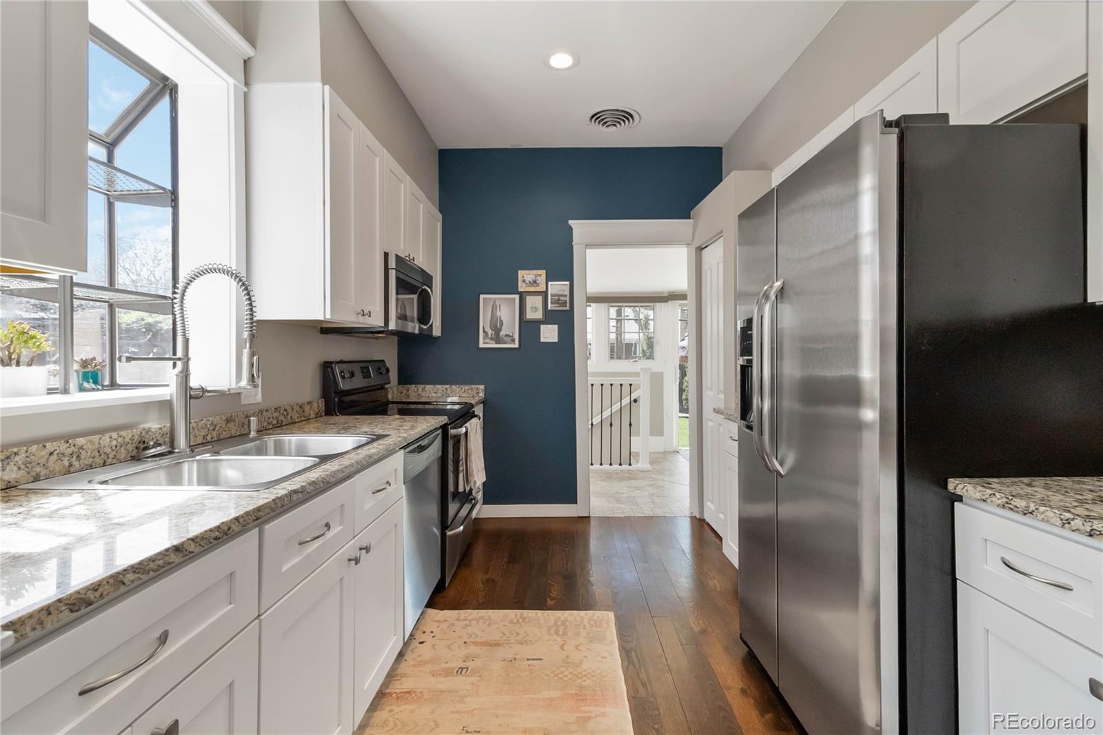 MLS Image #17 for 757  harrison street,denver, Colorado