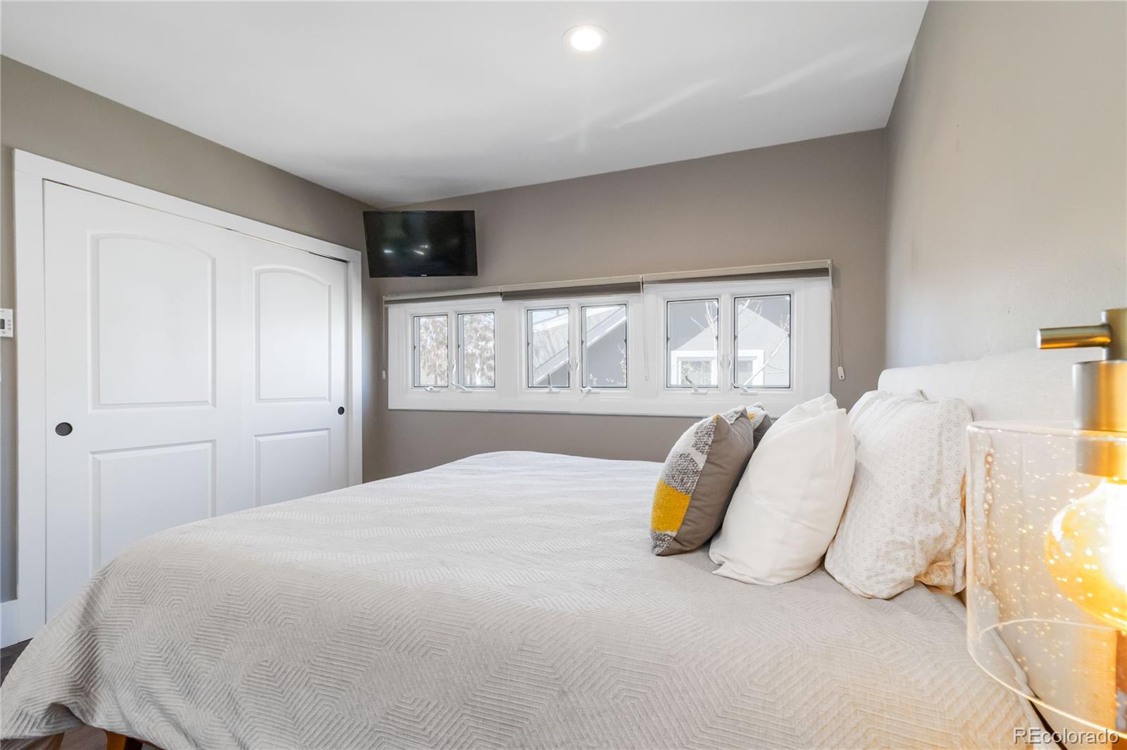 MLS Image #28 for 757  harrison street,denver, Colorado