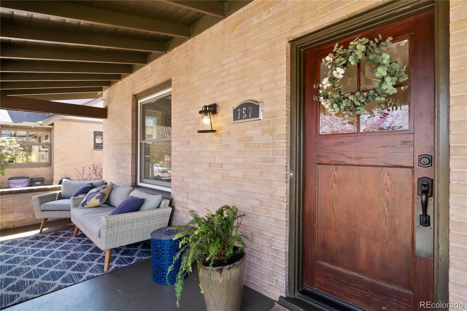 MLS Image #3 for 757  harrison street,denver, Colorado