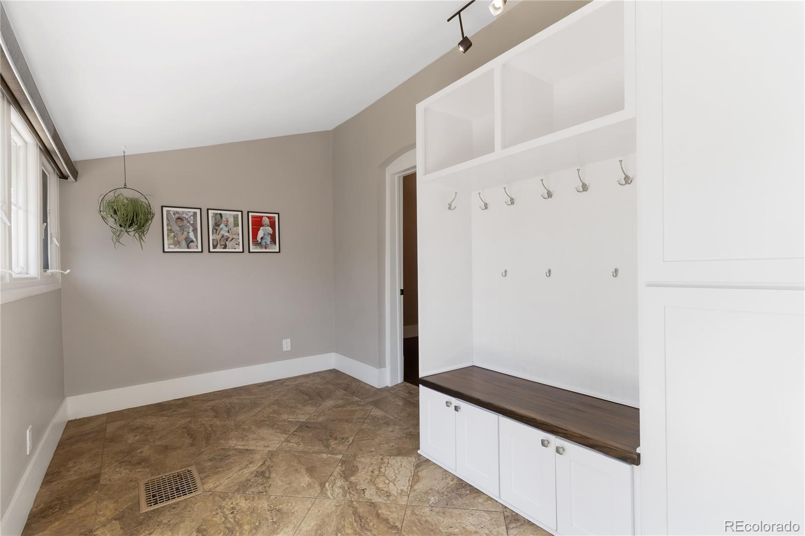 MLS Image #37 for 757  harrison street,denver, Colorado