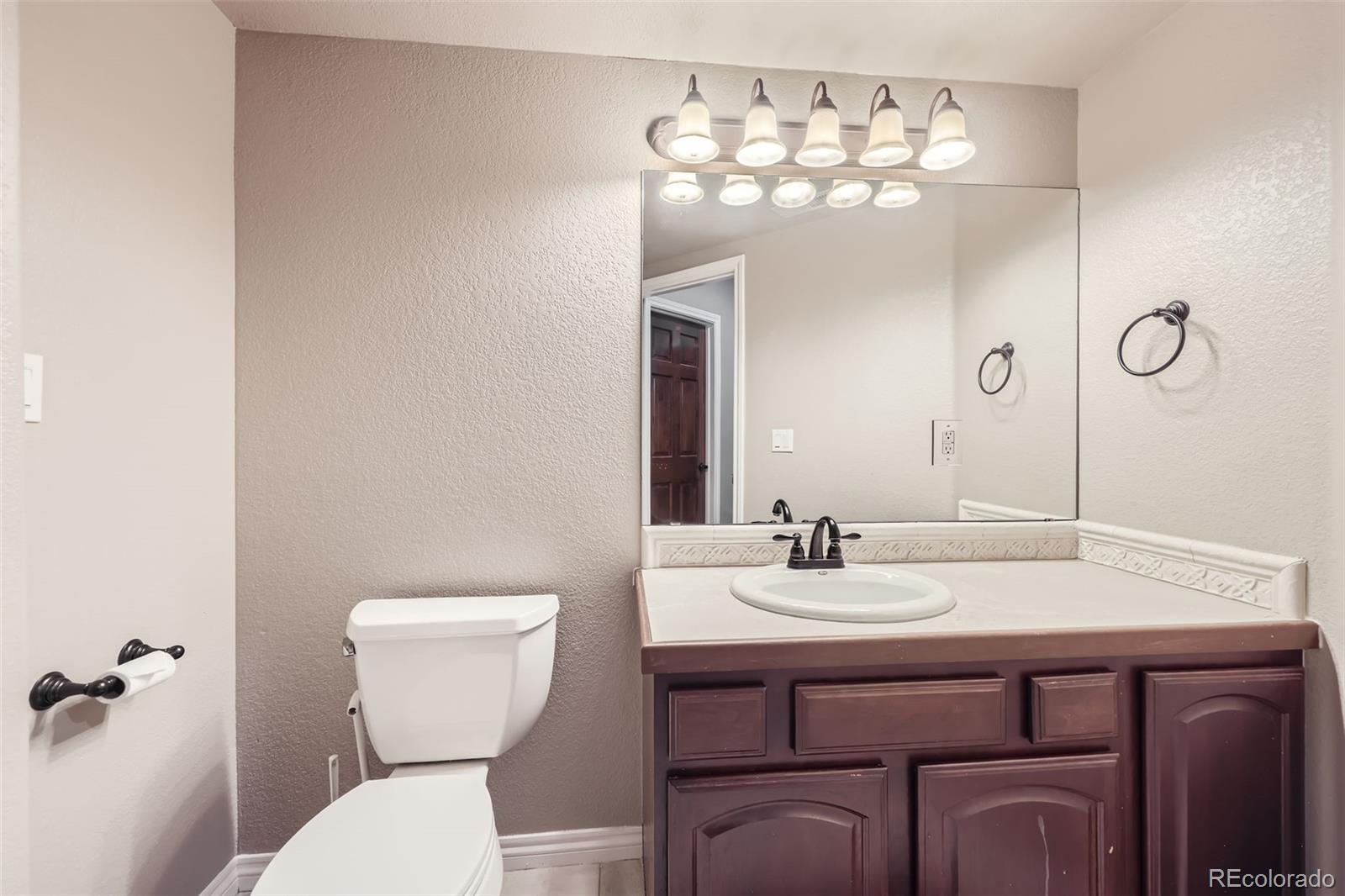 MLS Image #37 for 1007  thorncreek court,thornton, Colorado