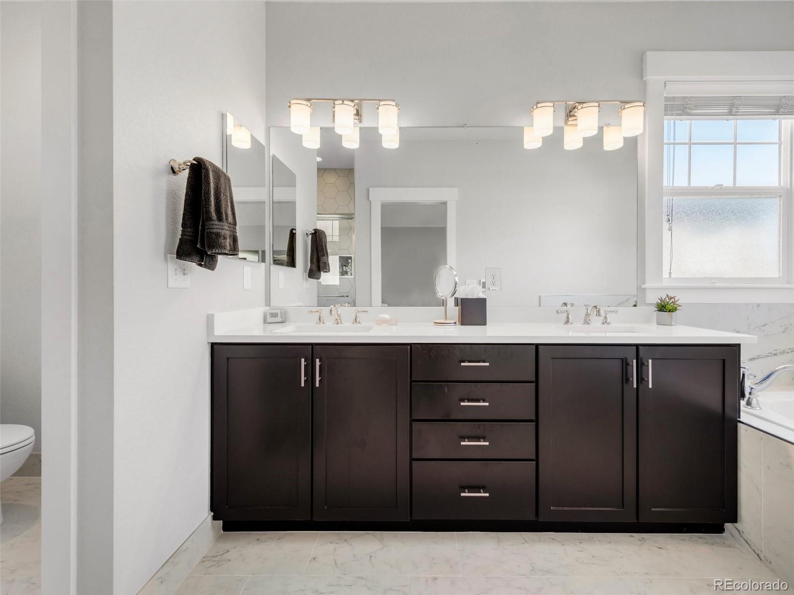MLS Image #22 for 1140 s sherman street,denver, Colorado