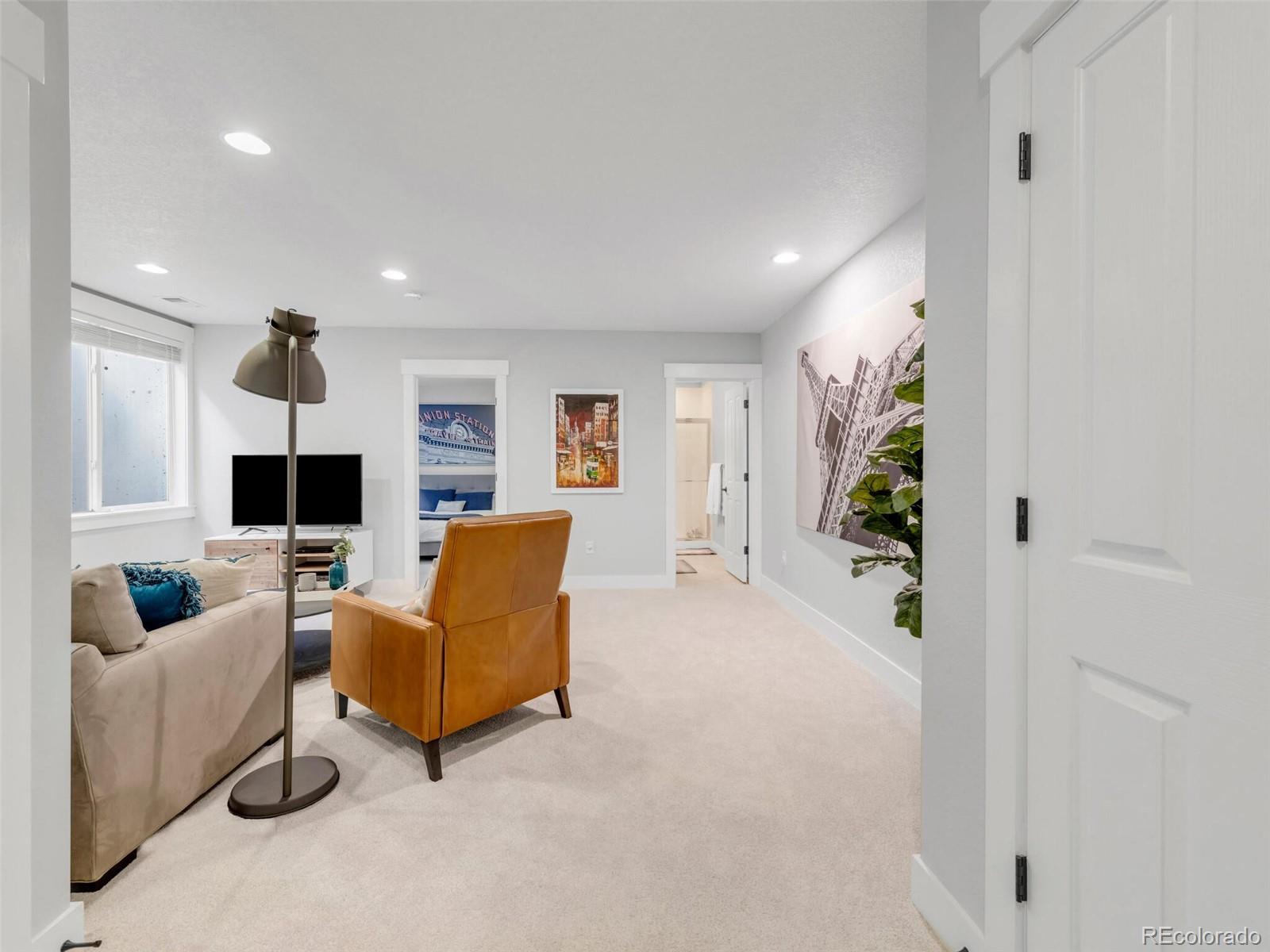 MLS Image #29 for 1140 s sherman street,denver, Colorado