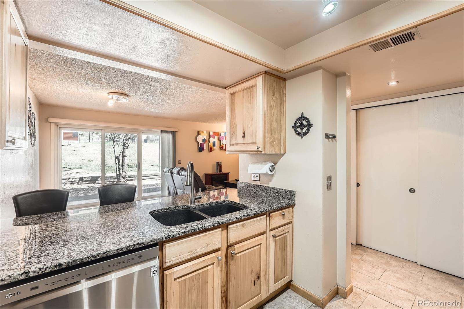 MLS Image #6 for 14130 e temple drive,aurora, Colorado
