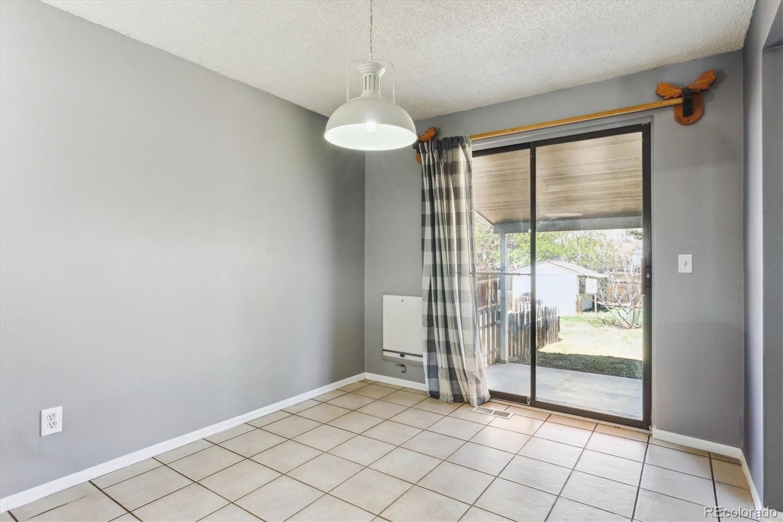 MLS Image #4 for 9375 w david avenue,littleton, Colorado