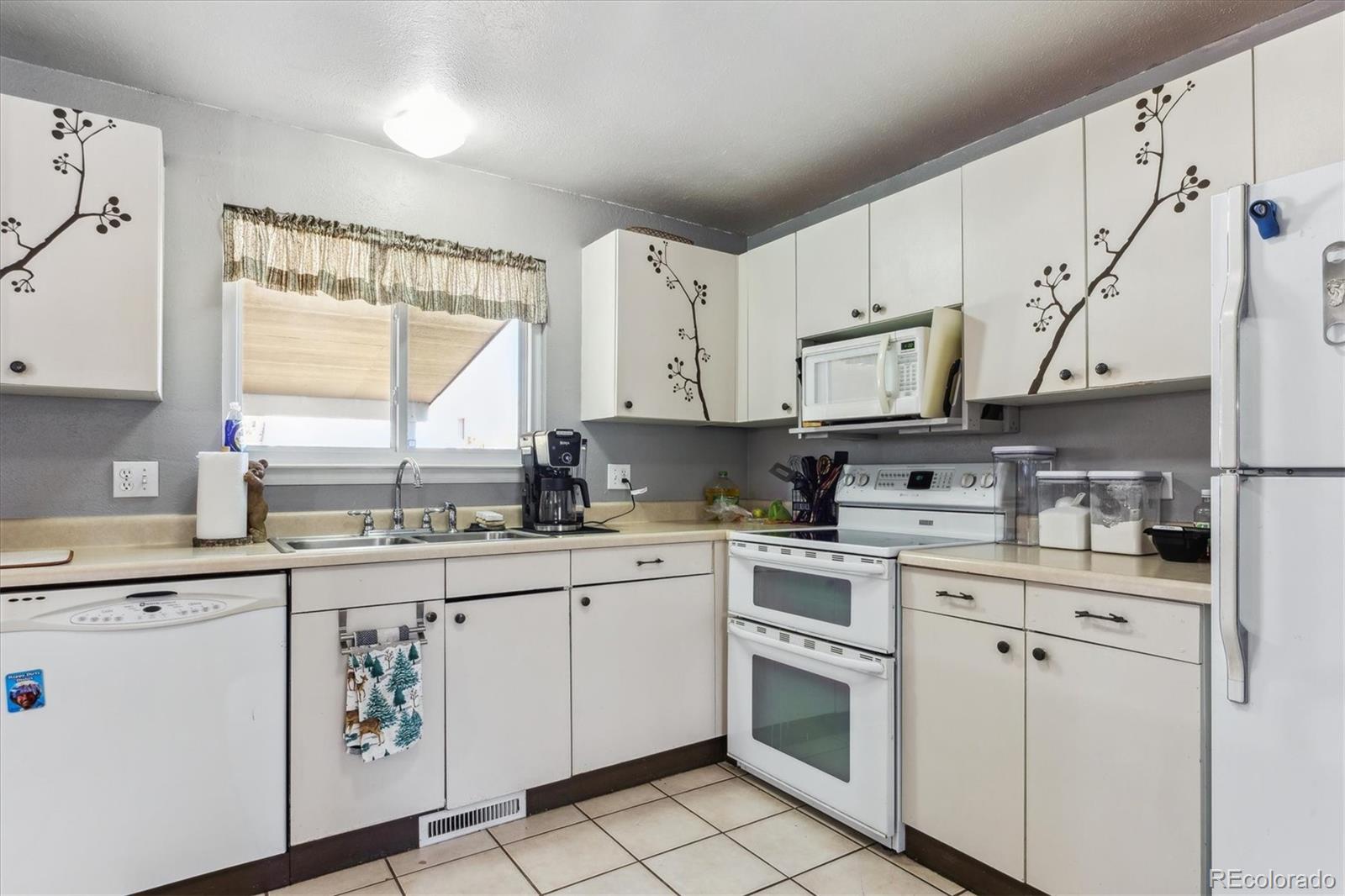 MLS Image #6 for 9375 w david avenue,littleton, Colorado