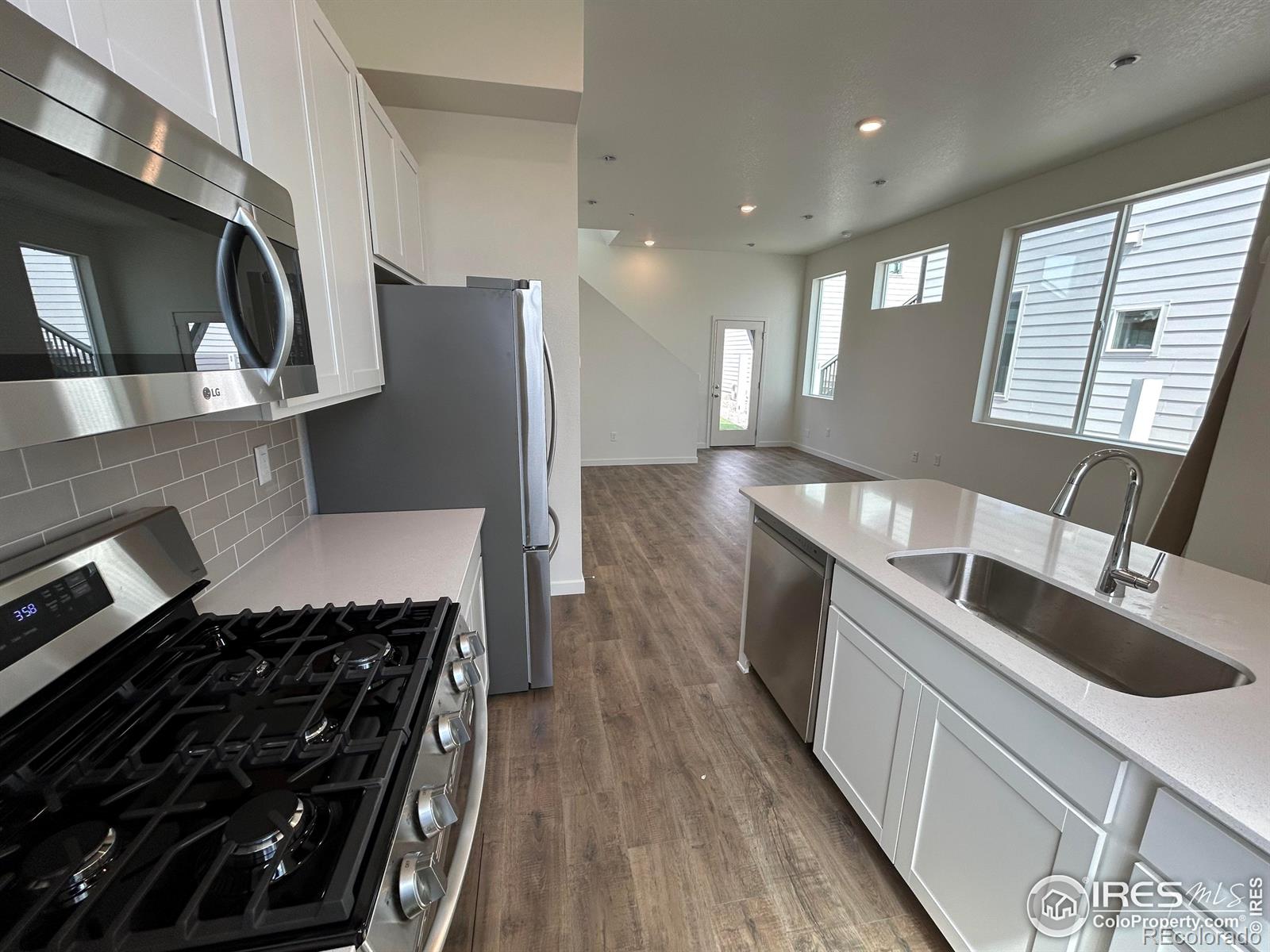 MLS Image #5 for 3821  kenai street,evans, Colorado