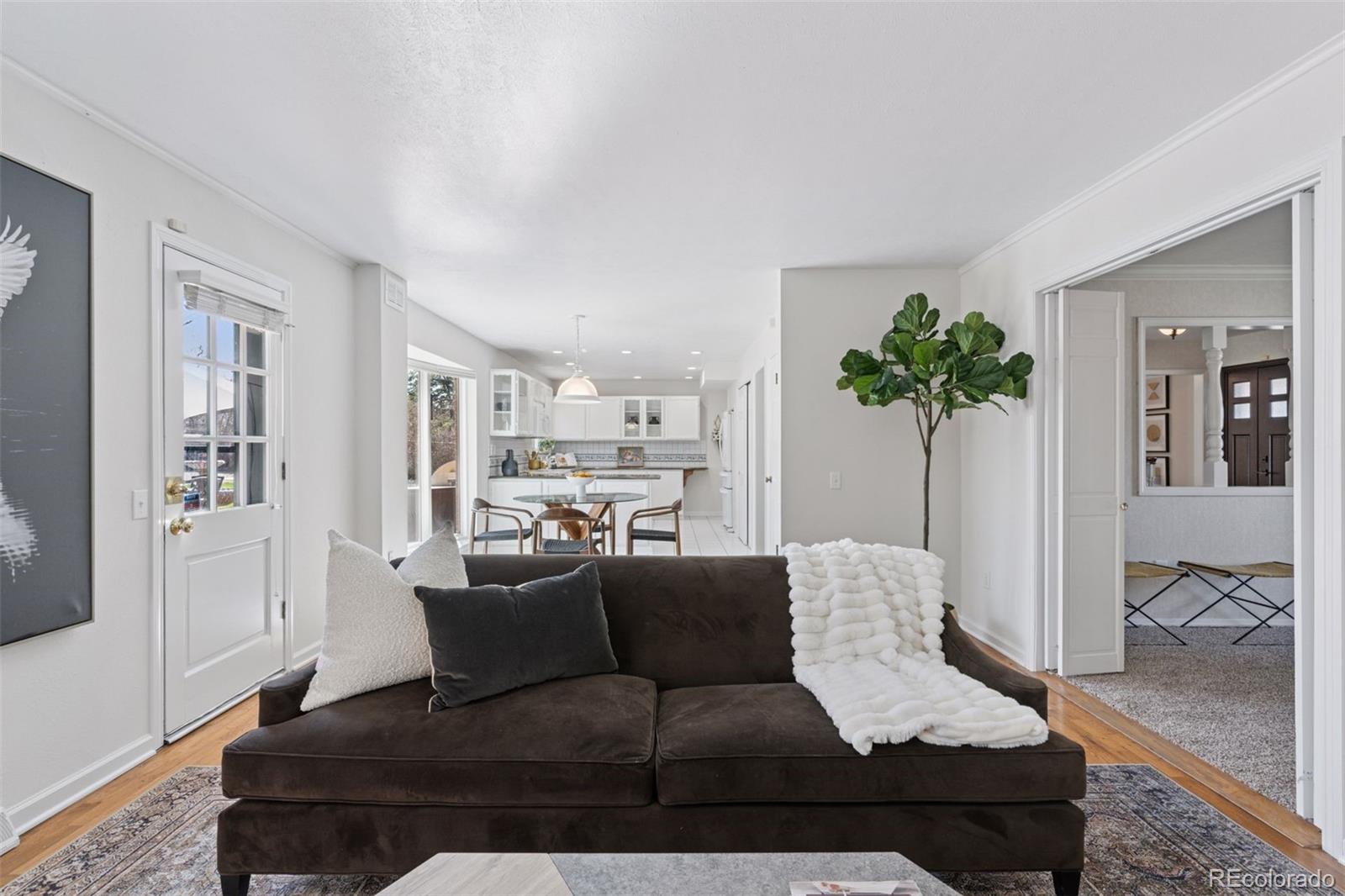MLS Image #6 for 3850 s willow way,denver, Colorado