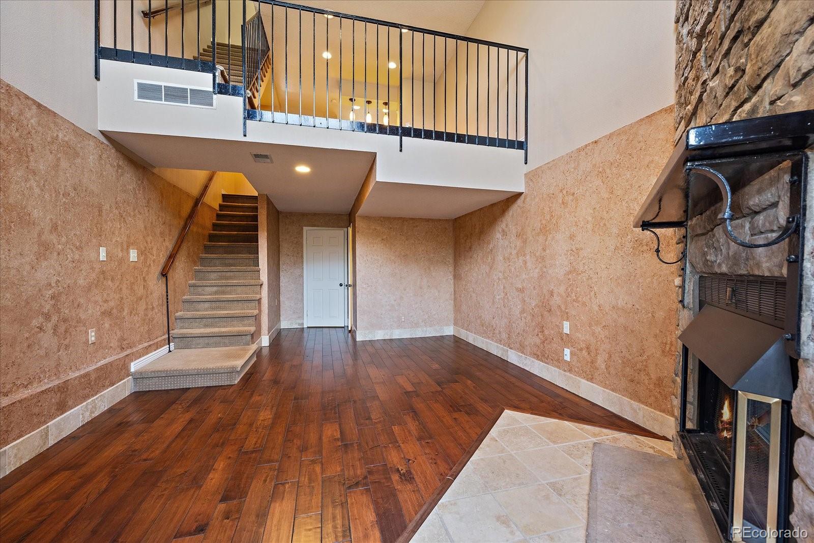 MLS Image #8 for 9659 w cornell place,lakewood, Colorado