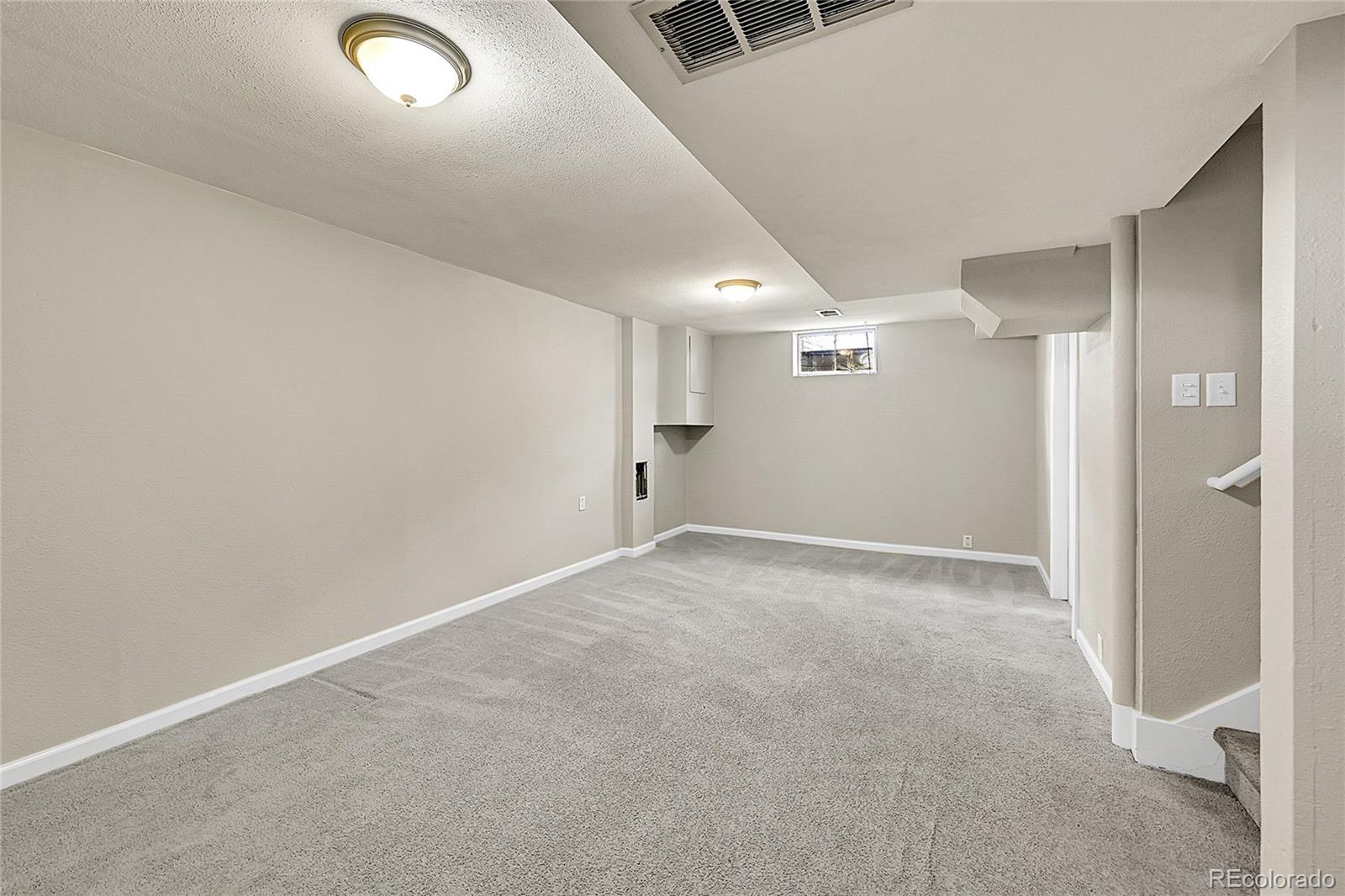 MLS Image #16 for 6990  larsh drive,denver, Colorado