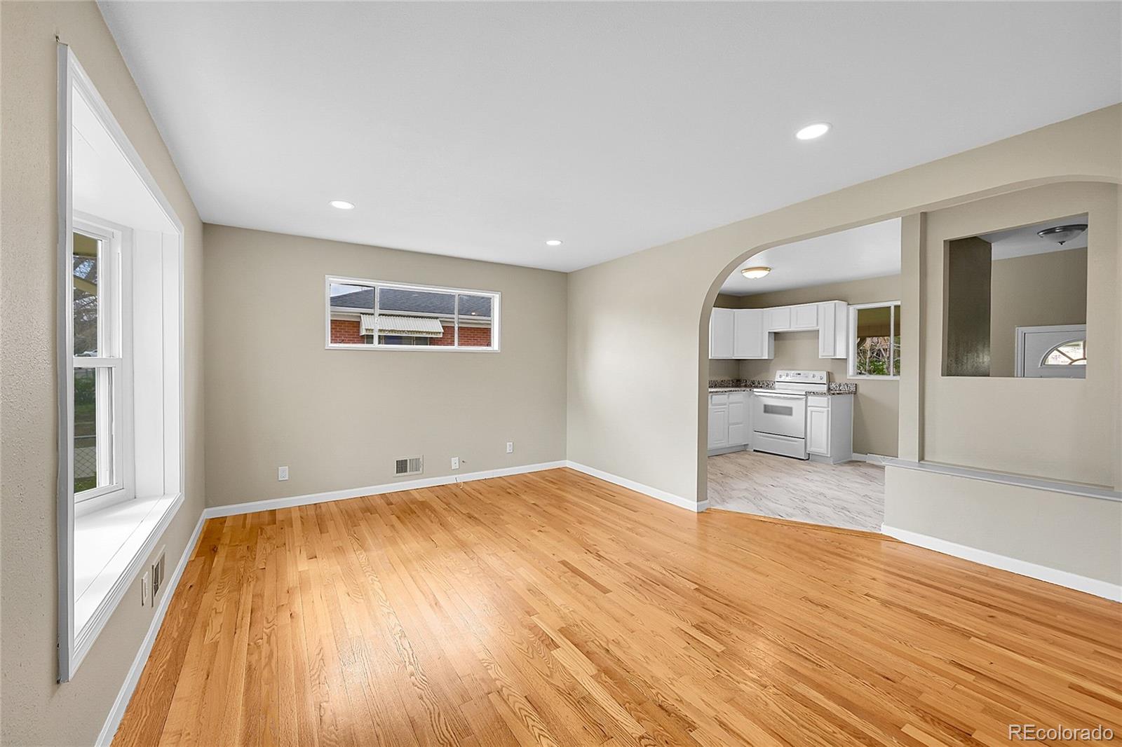MLS Image #4 for 6990  larsh drive,denver, Colorado