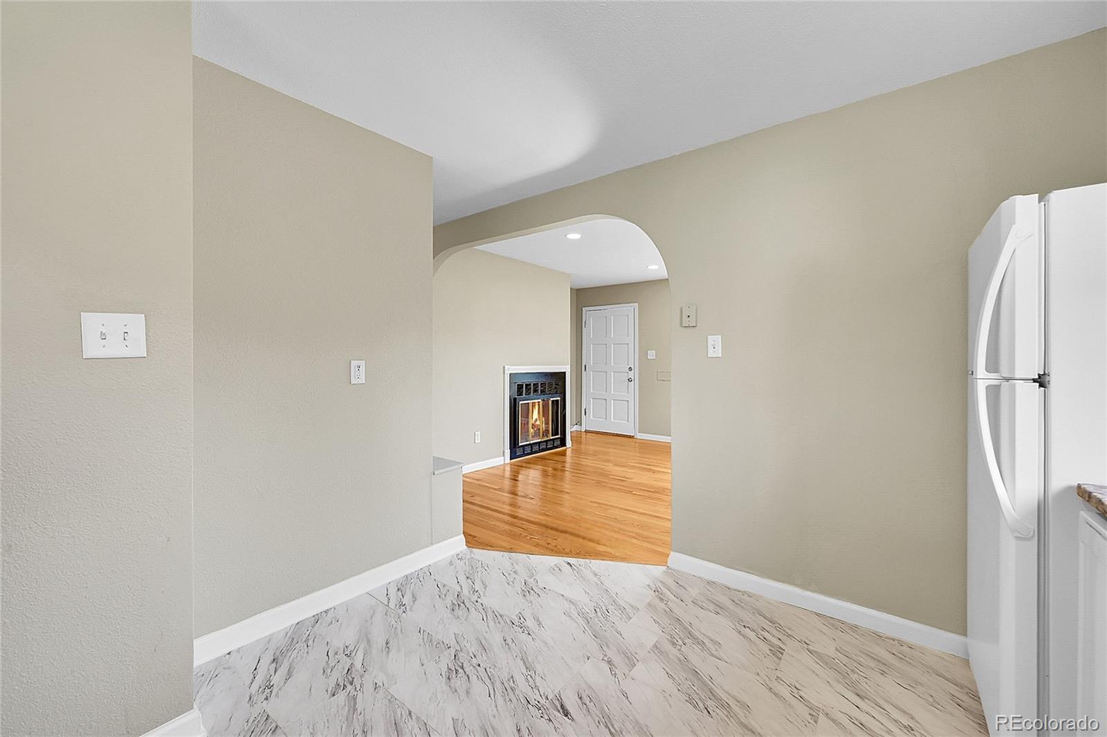 MLS Image #7 for 6990  larsh drive,denver, Colorado