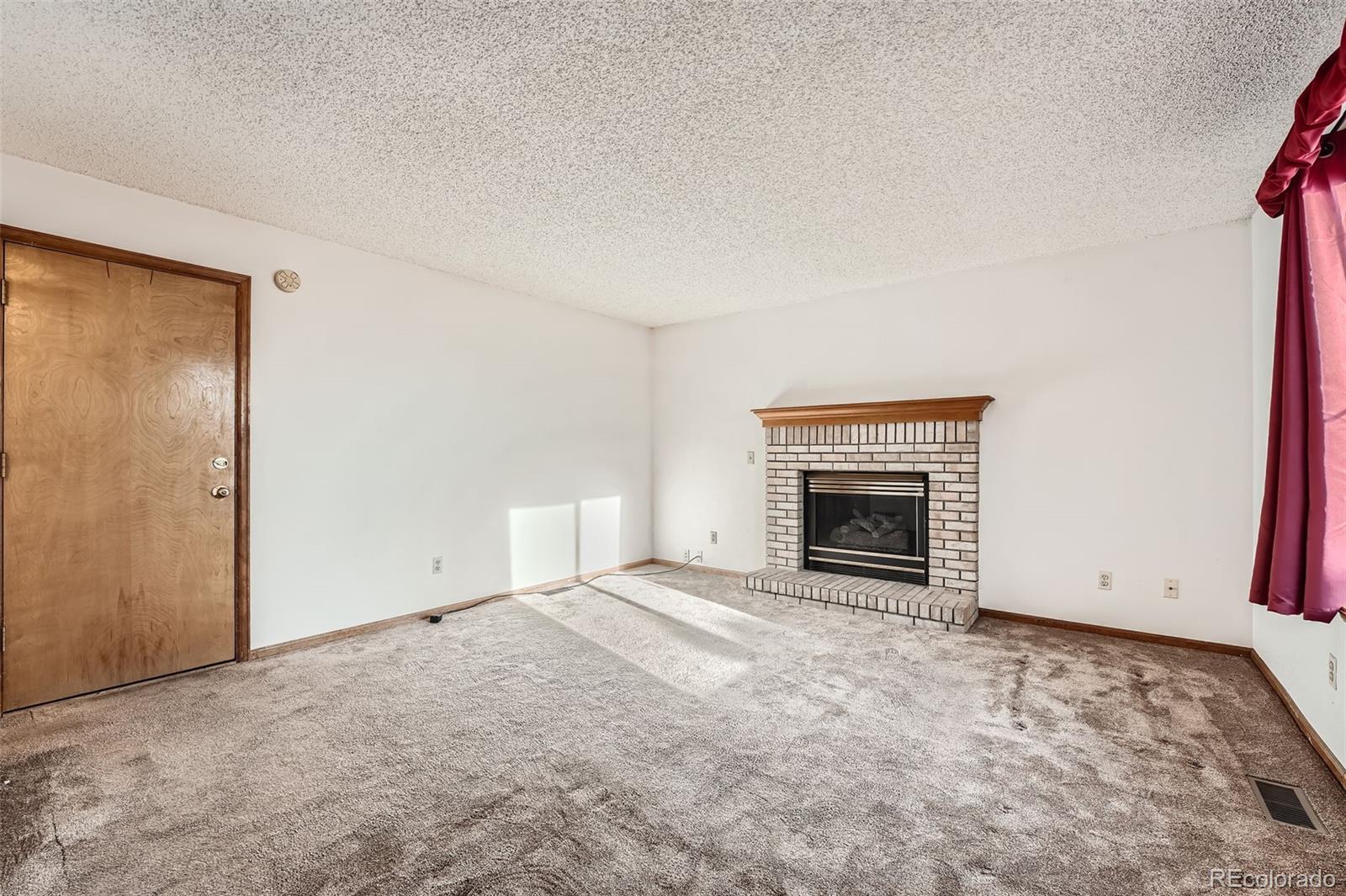 MLS Image #5 for 3823 s uravan street,aurora, Colorado