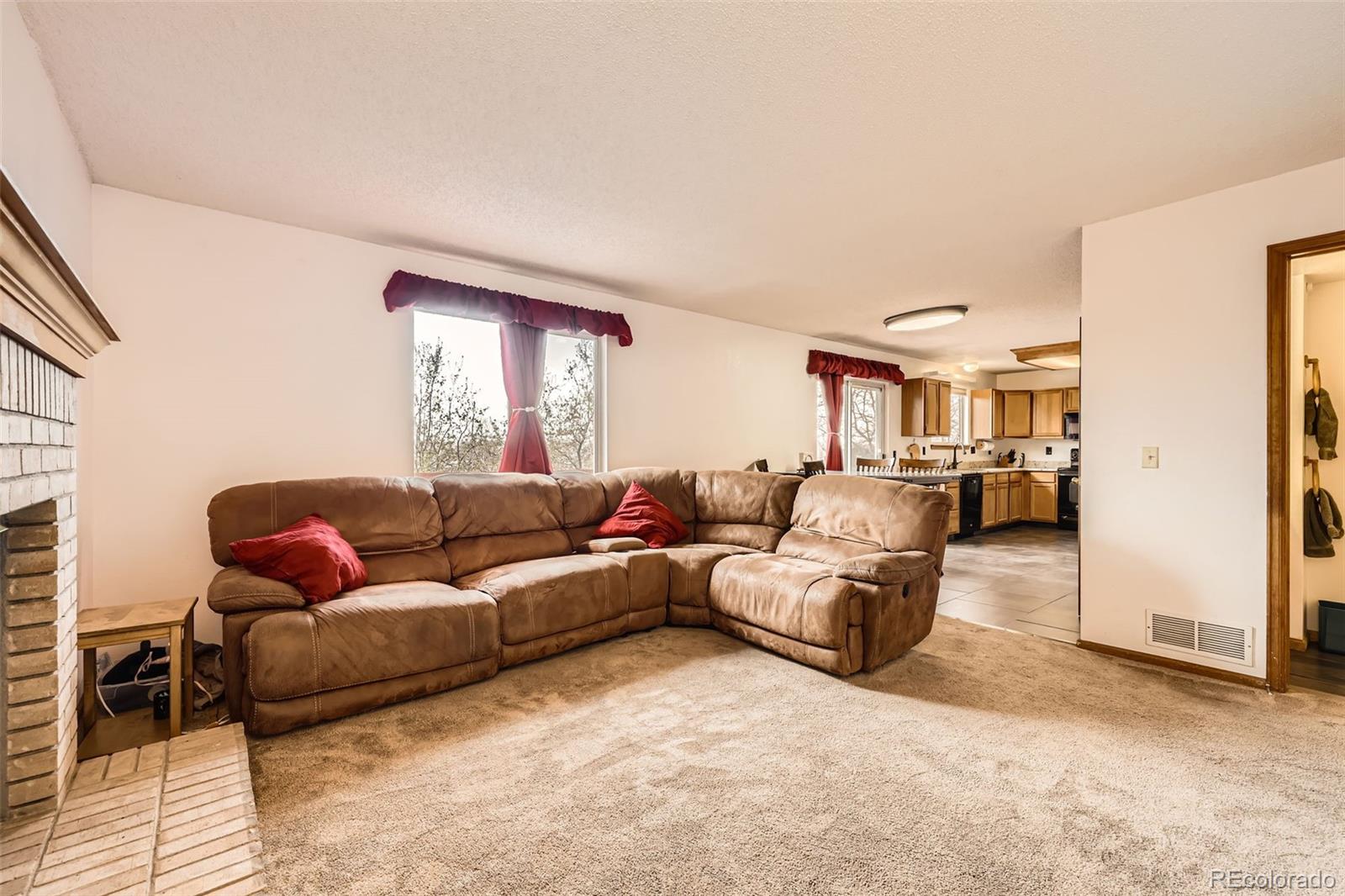 MLS Image #6 for 3823 s uravan street,aurora, Colorado