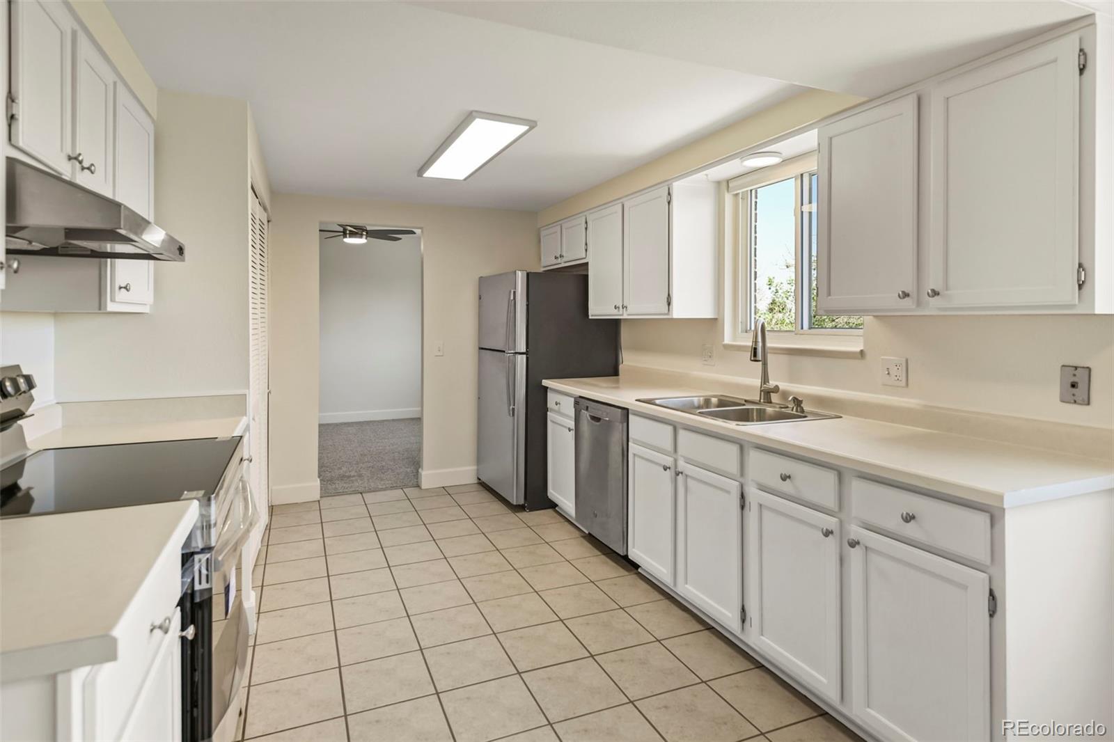 MLS Image #8 for 9562 w capri drive,littleton, Colorado