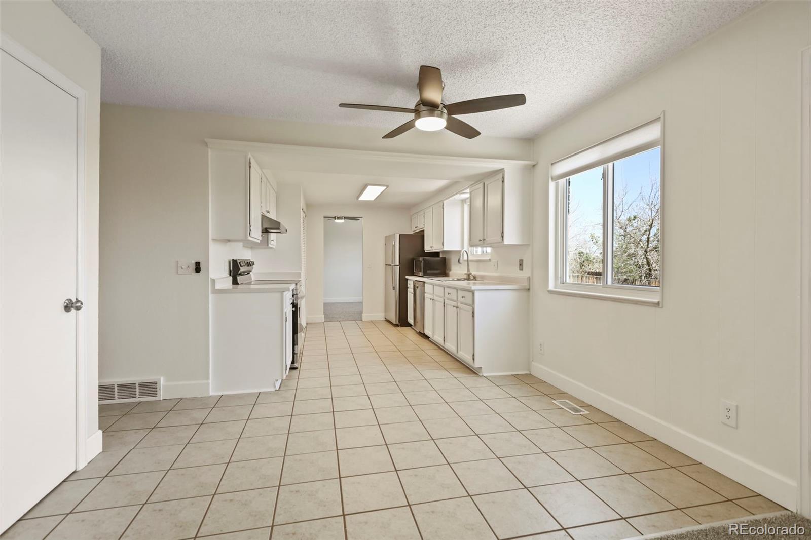 MLS Image #9 for 9562 w capri drive,littleton, Colorado