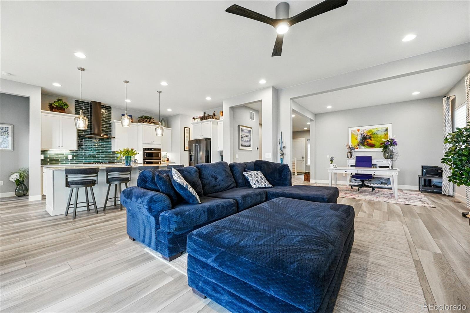 MLS Image #4 for 6469  barnstead drive,castle pines, Colorado