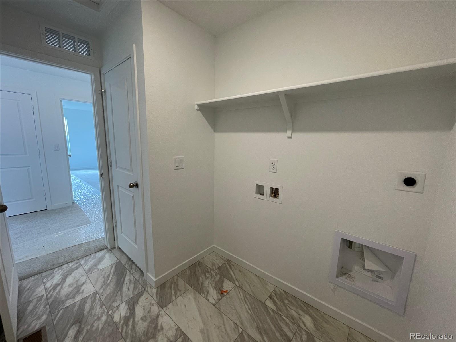 MLS Image #4 for 4089  amanda drive,johnstown, Colorado