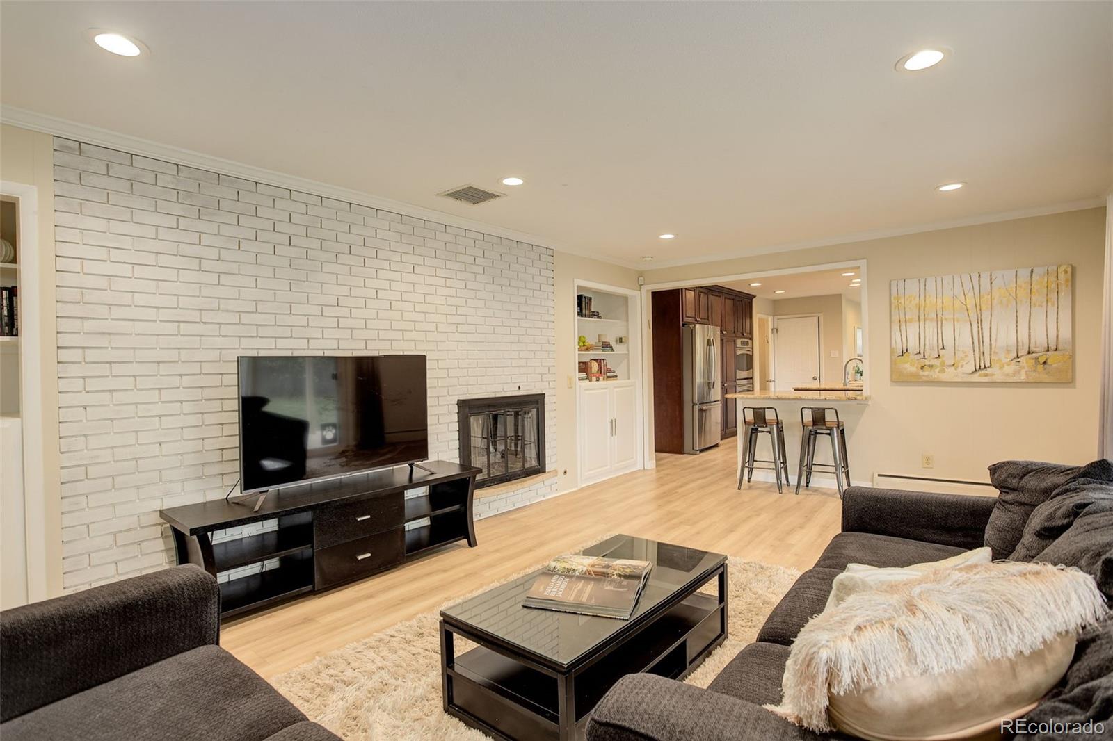 MLS Image #10 for 6544 e alaska drive,denver, Colorado