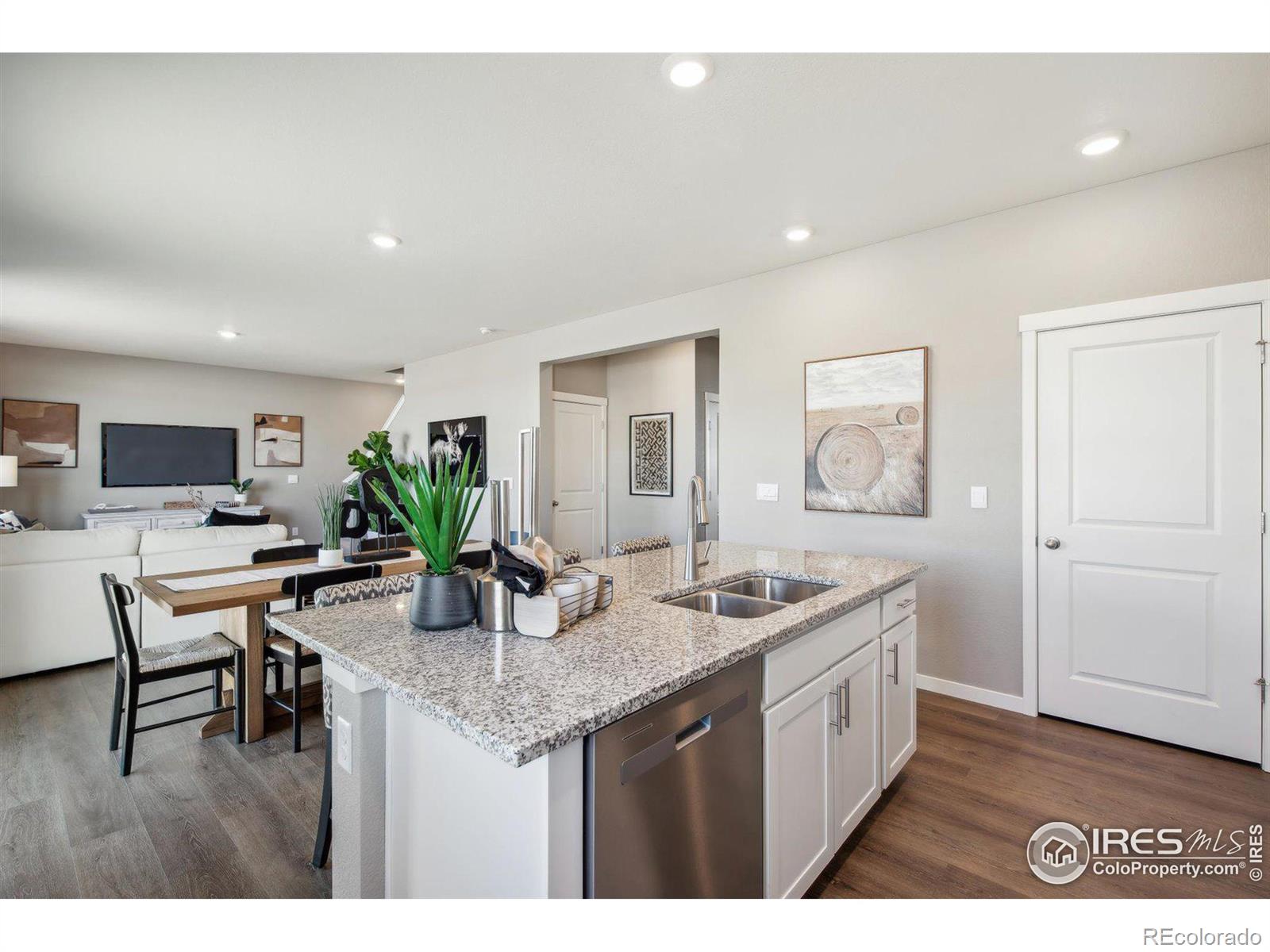 MLS Image #8 for 4201  sandstone drive,mead, Colorado