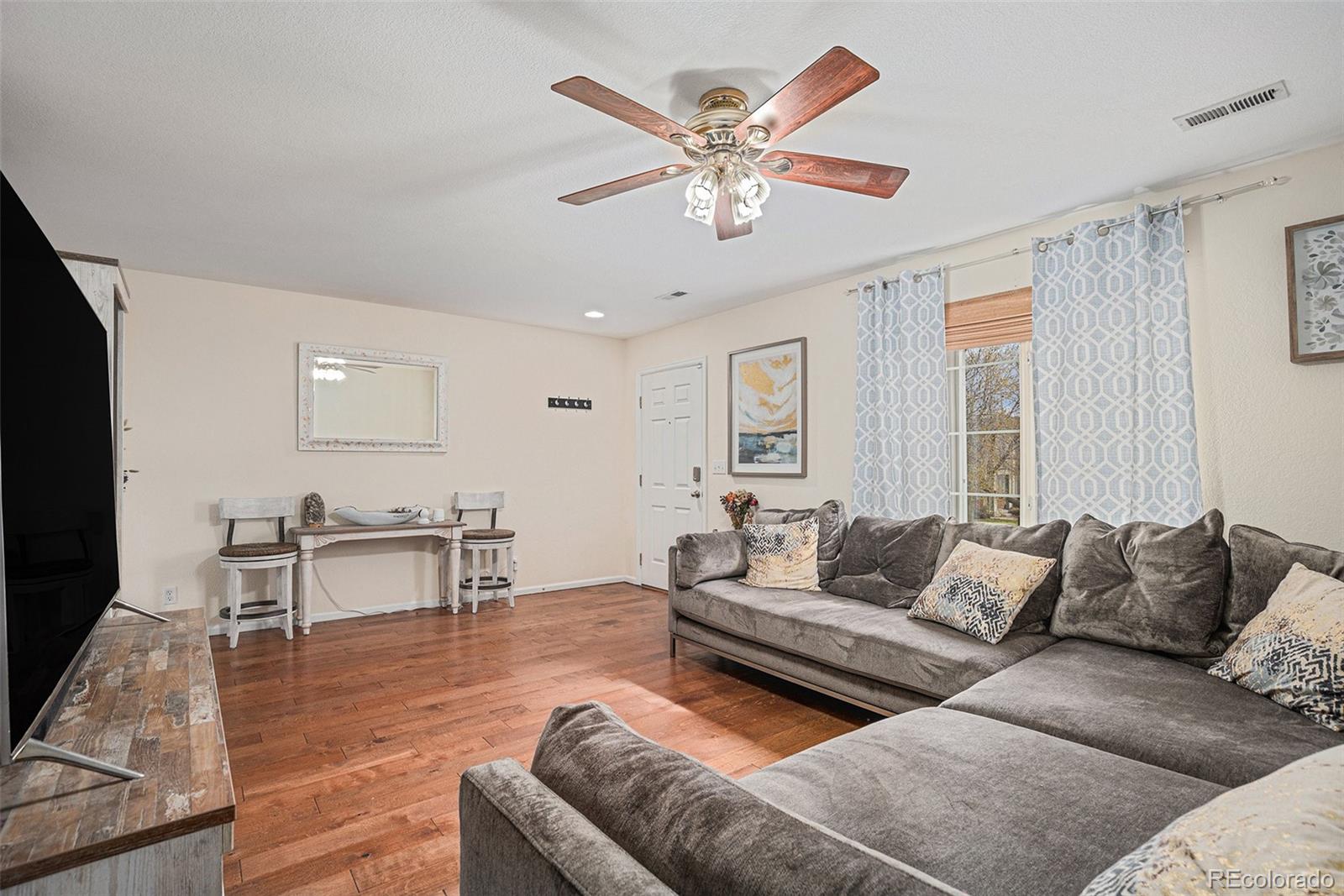 MLS Image #2 for 10700  kimblewyck circle,northglenn, Colorado