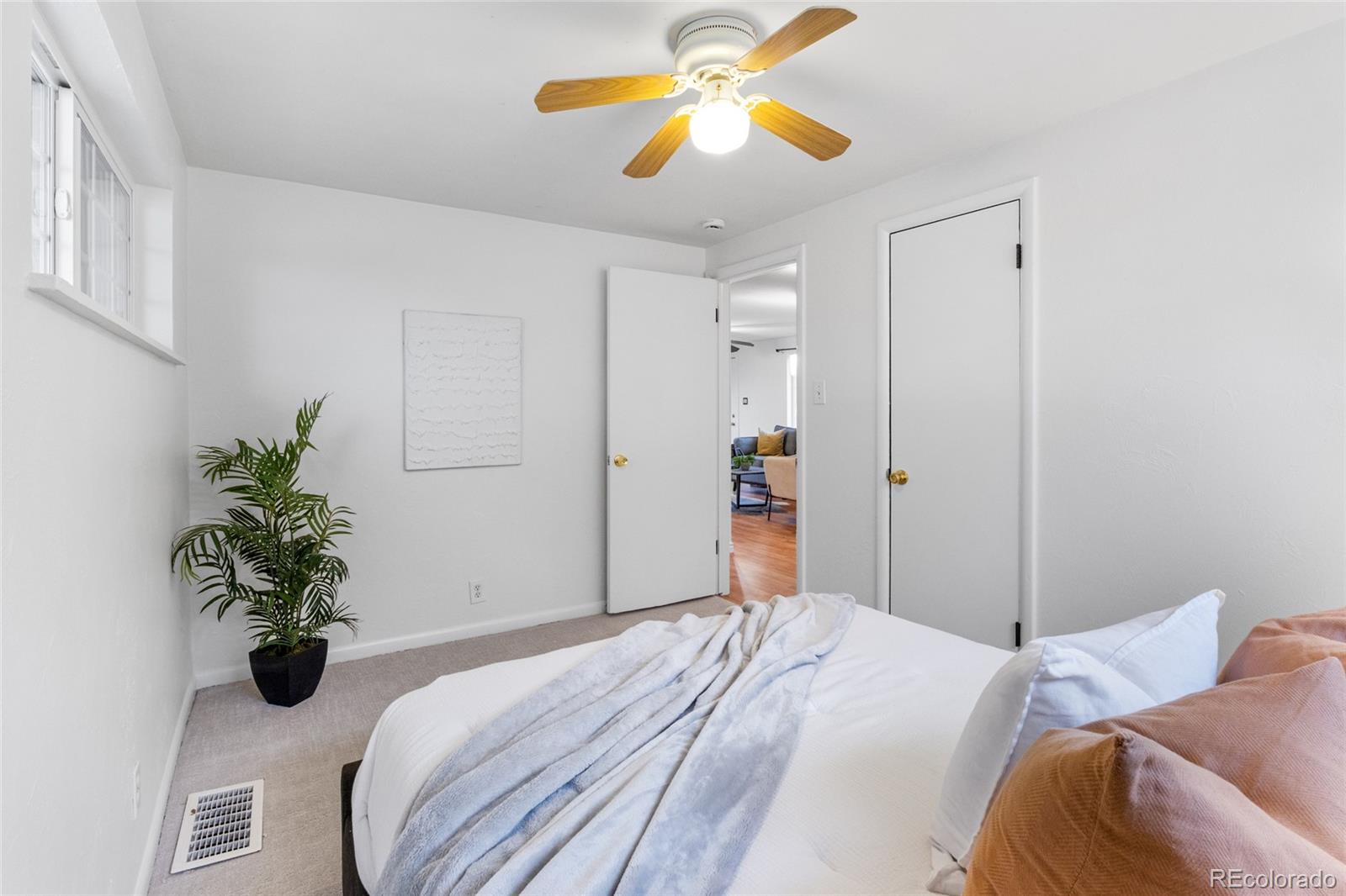 MLS Image #10 for 1034 s meade street,denver, Colorado