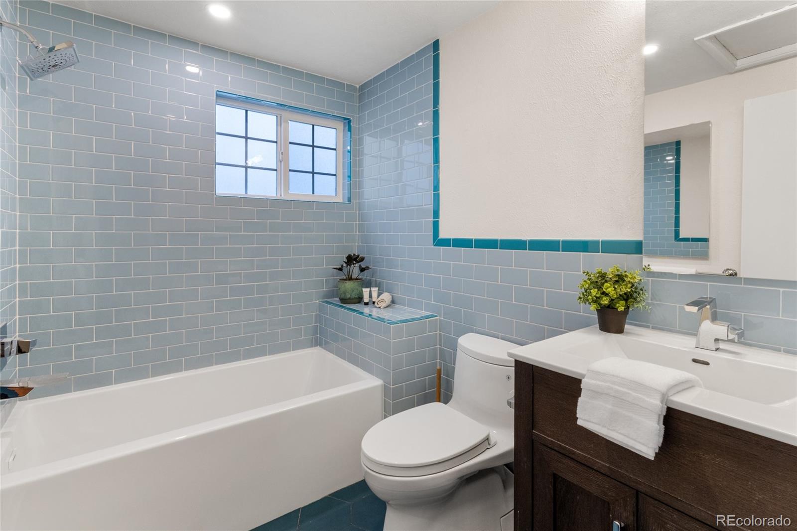 MLS Image #8 for 1034 s meade street,denver, Colorado
