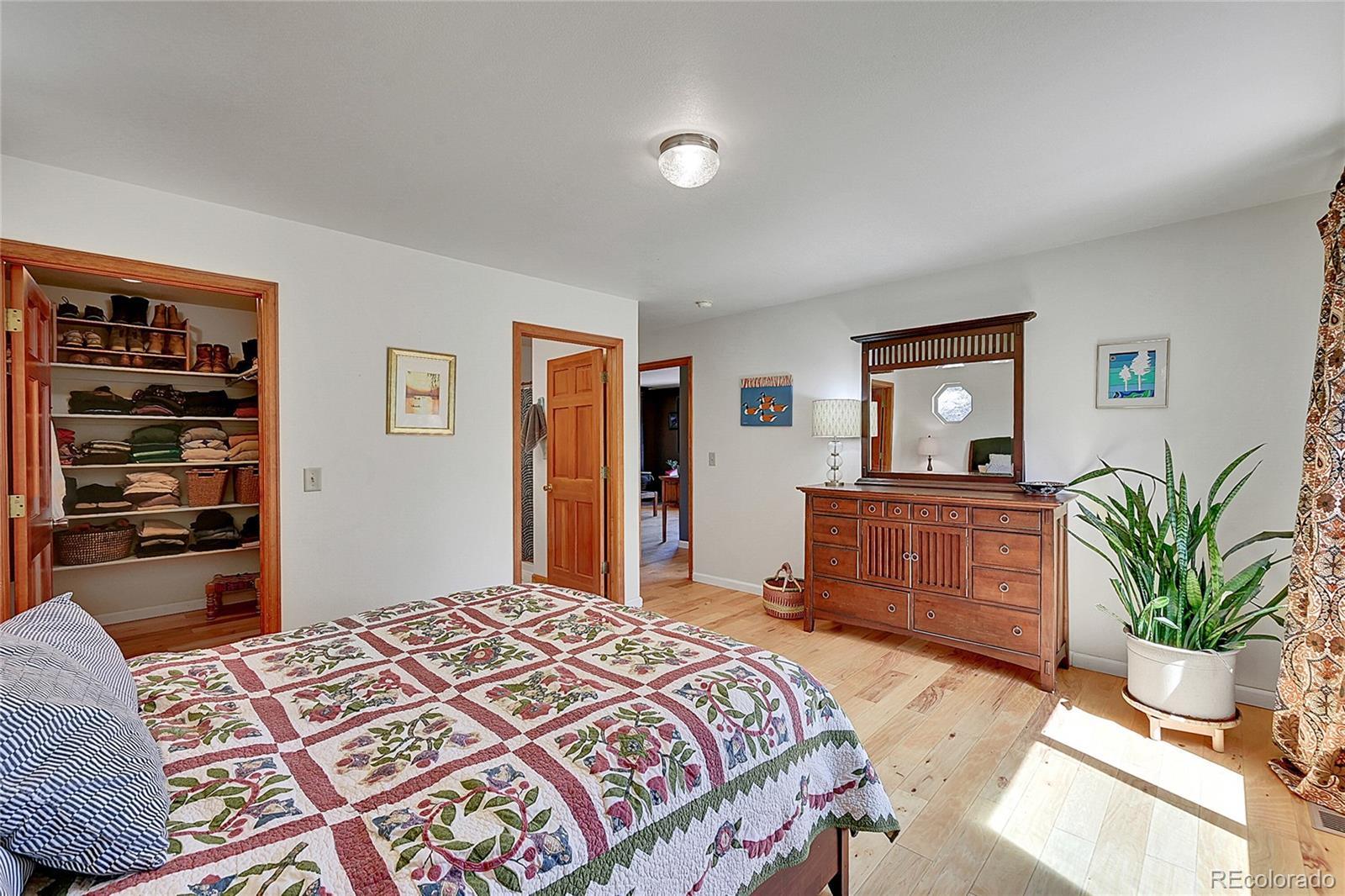 MLS Image #22 for 22349  natsihi road,indian hills, Colorado