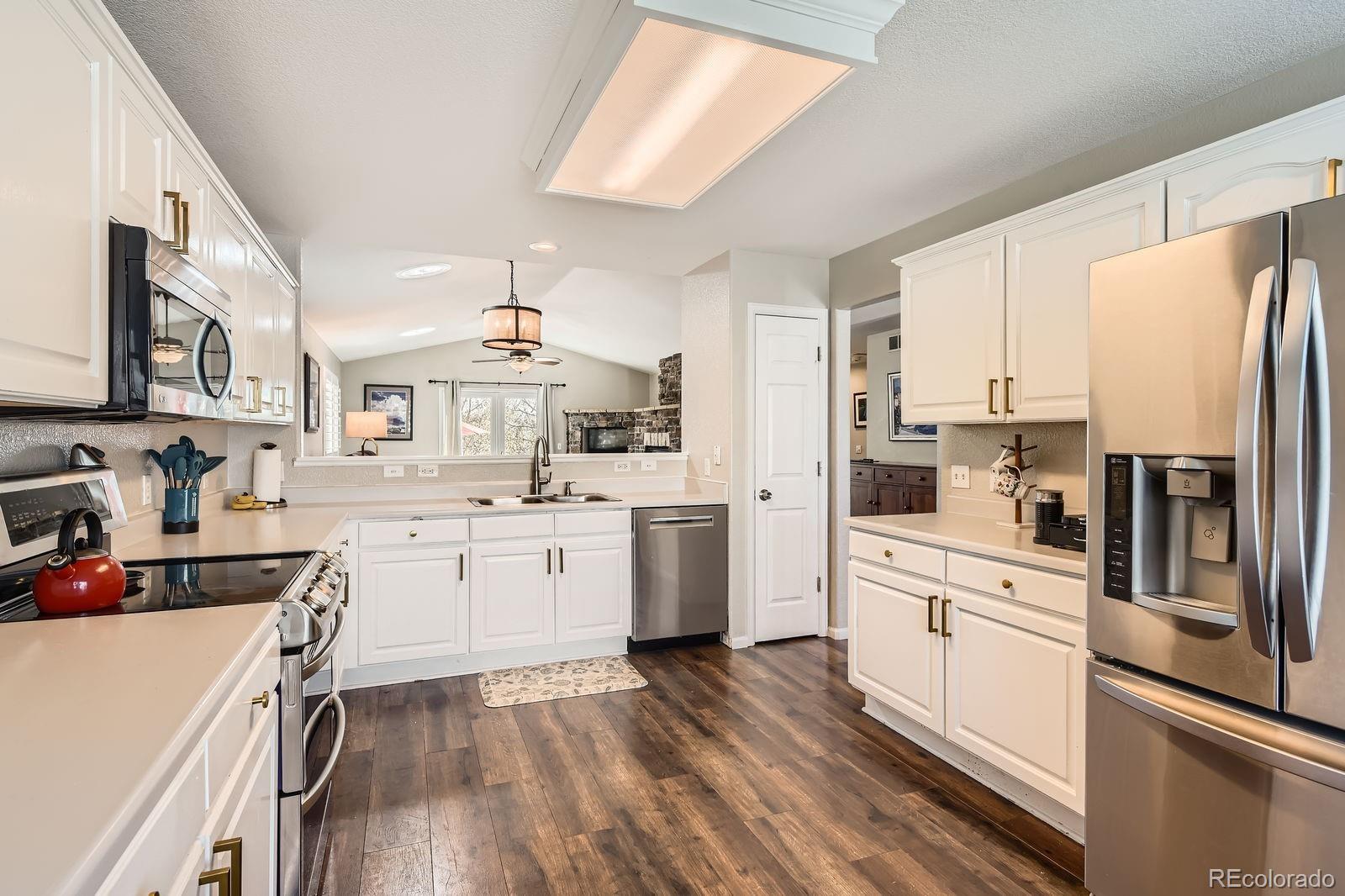 MLS Image #3 for 9408  high cliffe street,highlands ranch, Colorado