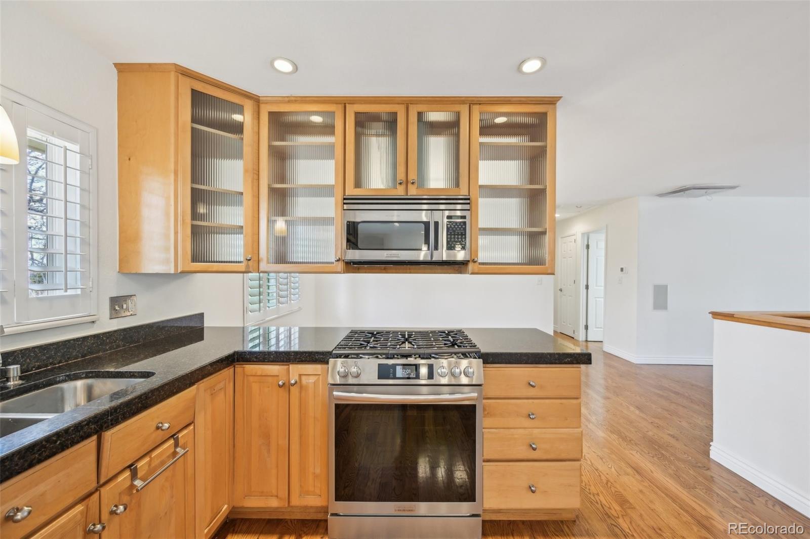 MLS Image #13 for 2243 s olive street,denver, Colorado