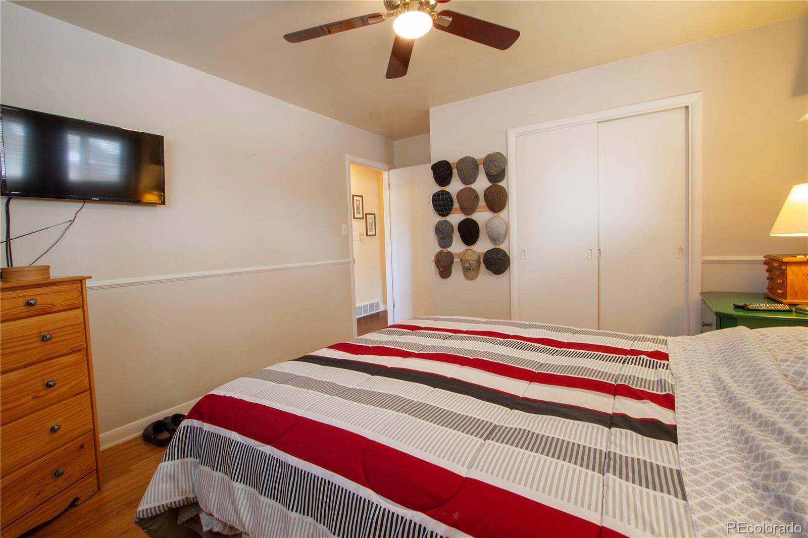 MLS Image #9 for 7030  warren drive,denver, Colorado