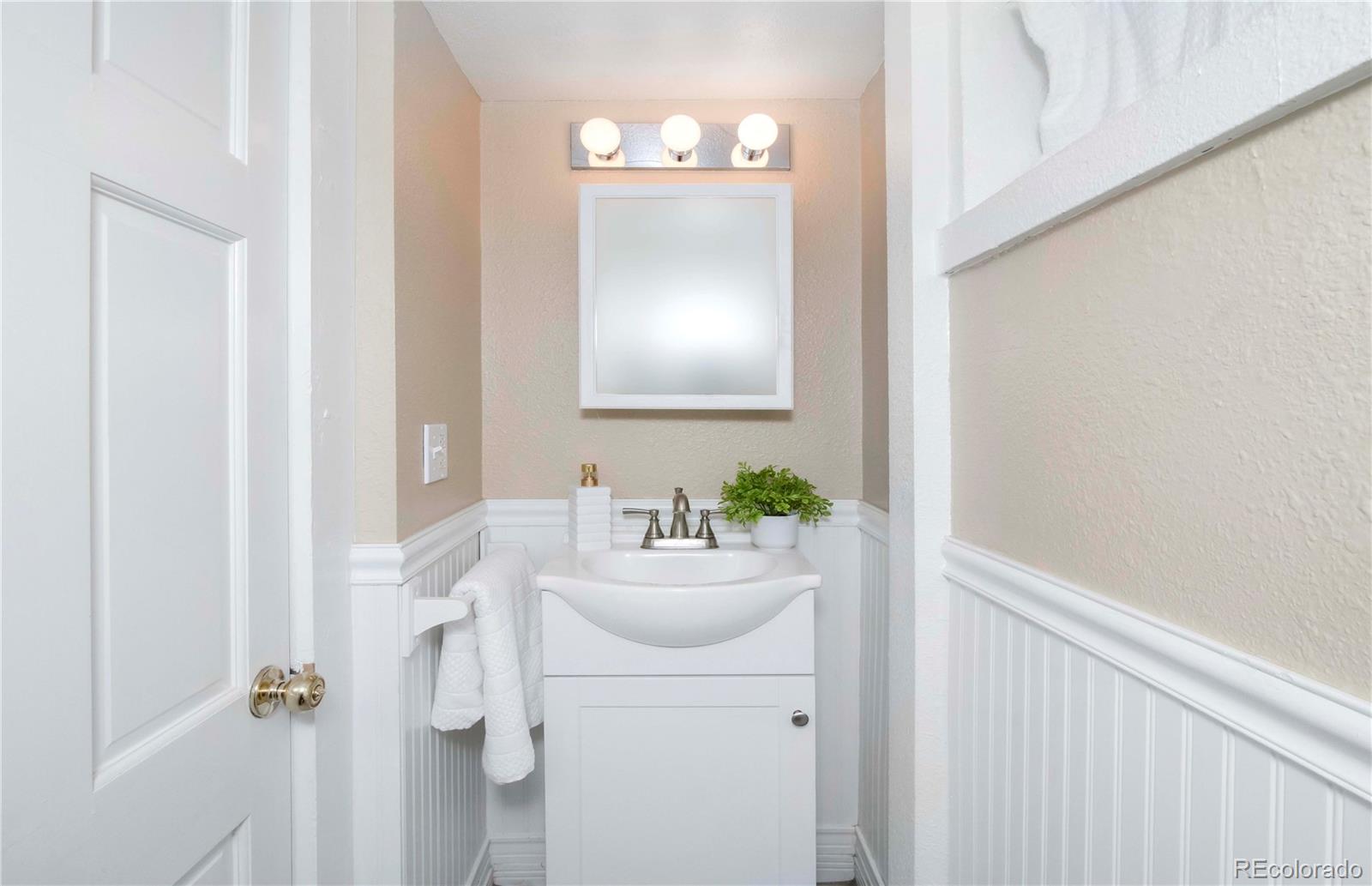 MLS Image #14 for 2329 n race street,denver, Colorado