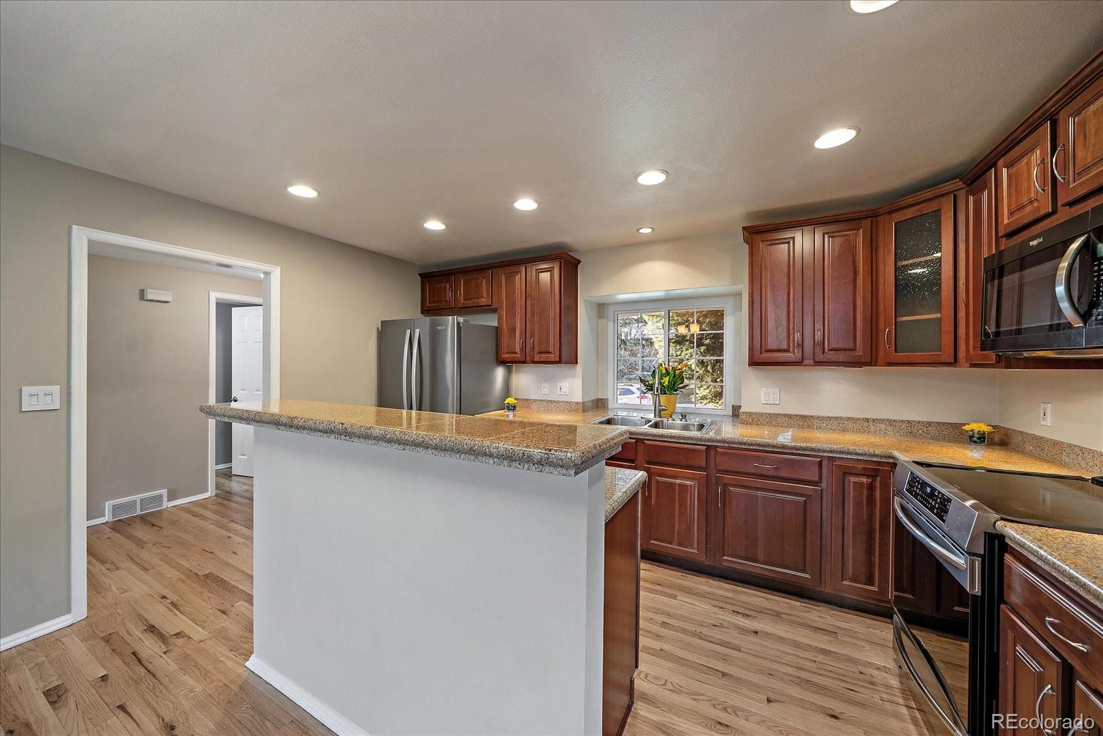 MLS Image #9 for 6459 e hinsdale avenue,centennial, Colorado