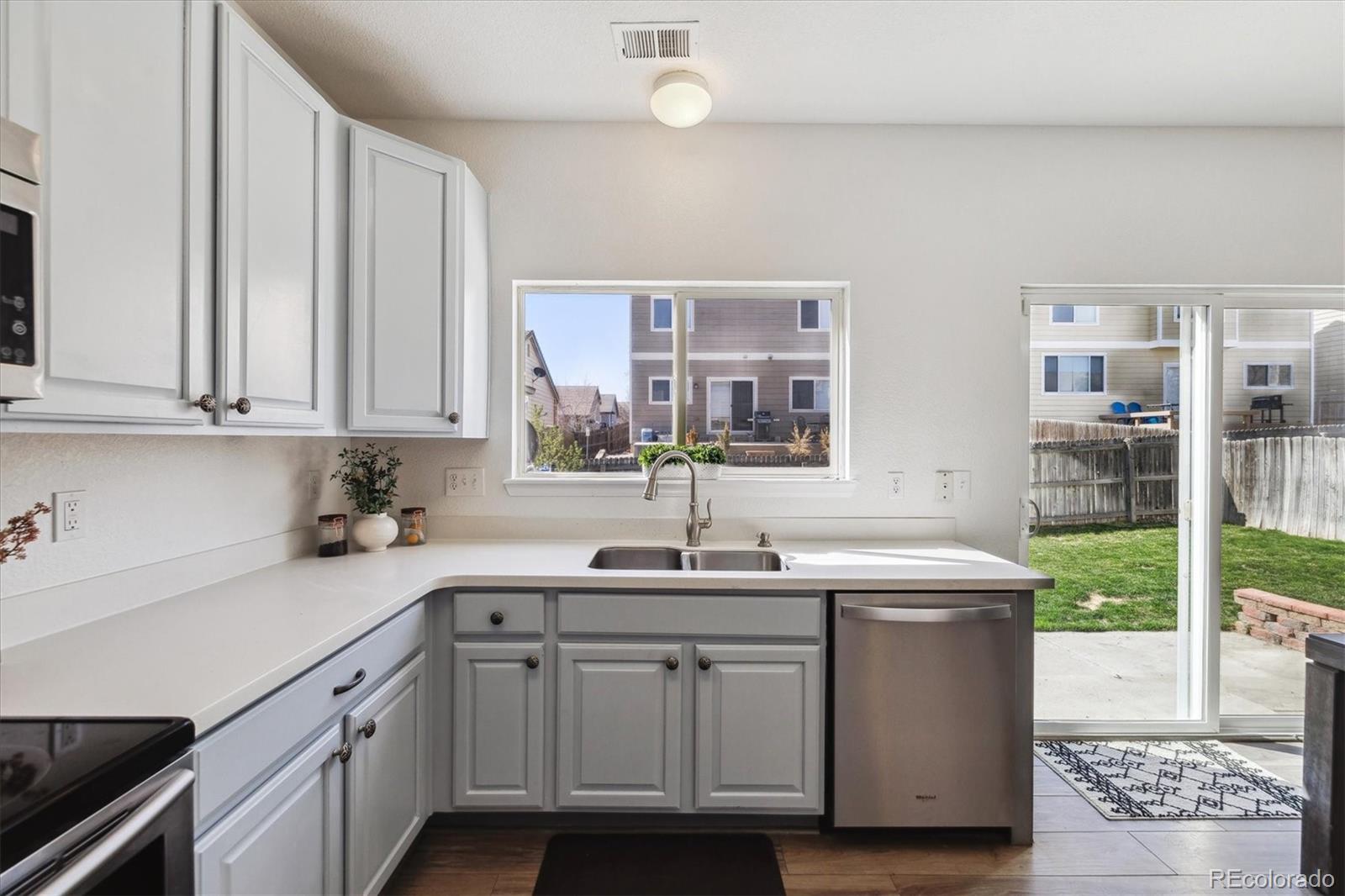 MLS Image #6 for 16006 e 97th place,commerce city, Colorado