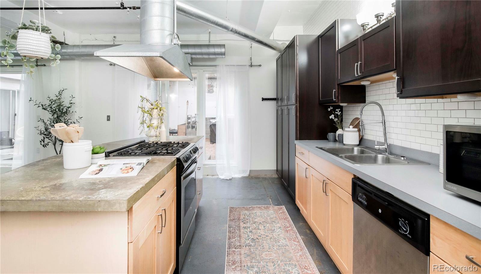 MLS Image #10 for 1777 e 39th avenue,denver, Colorado