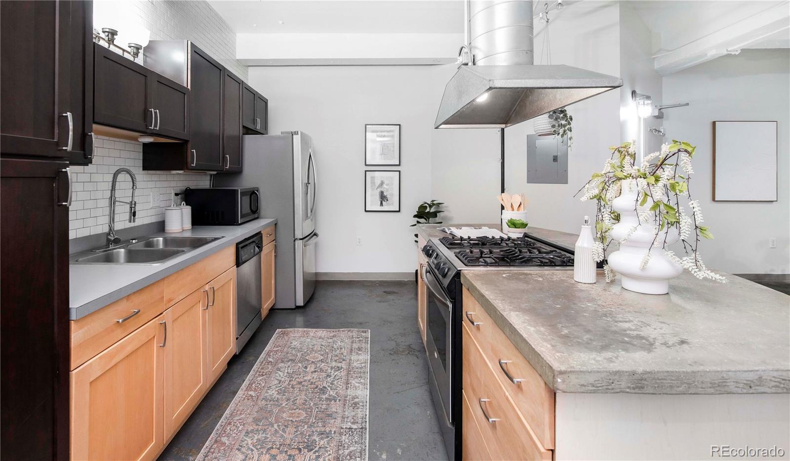 MLS Image #11 for 1777 e 39th avenue,denver, Colorado
