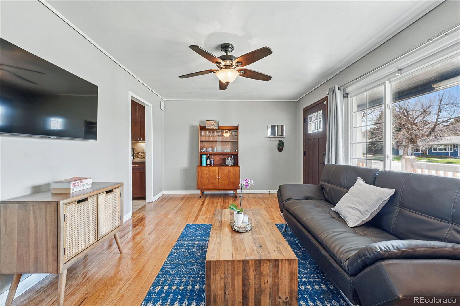 MLS Image #11 for 1390 s glencoe street,denver, Colorado