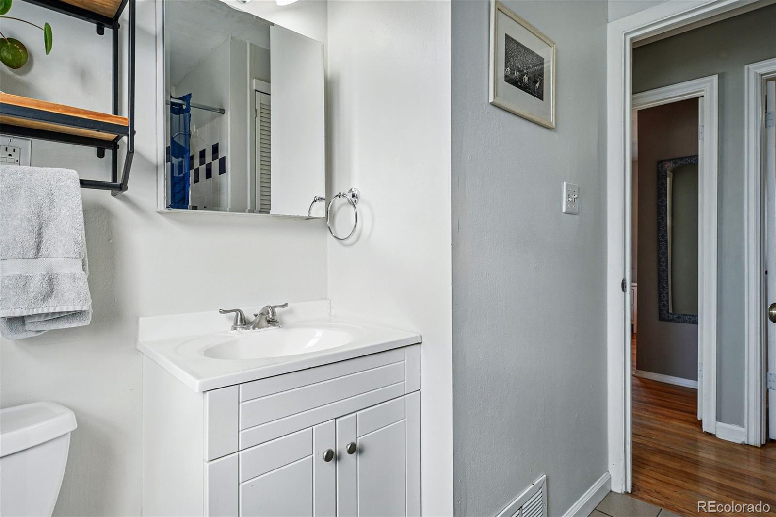 MLS Image #24 for 1390 s glencoe street,denver, Colorado