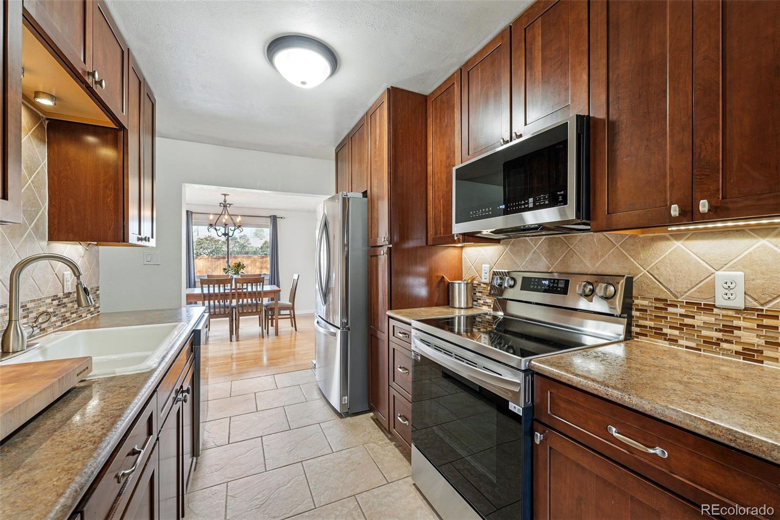 MLS Image #5 for 1390 s glencoe street,denver, Colorado
