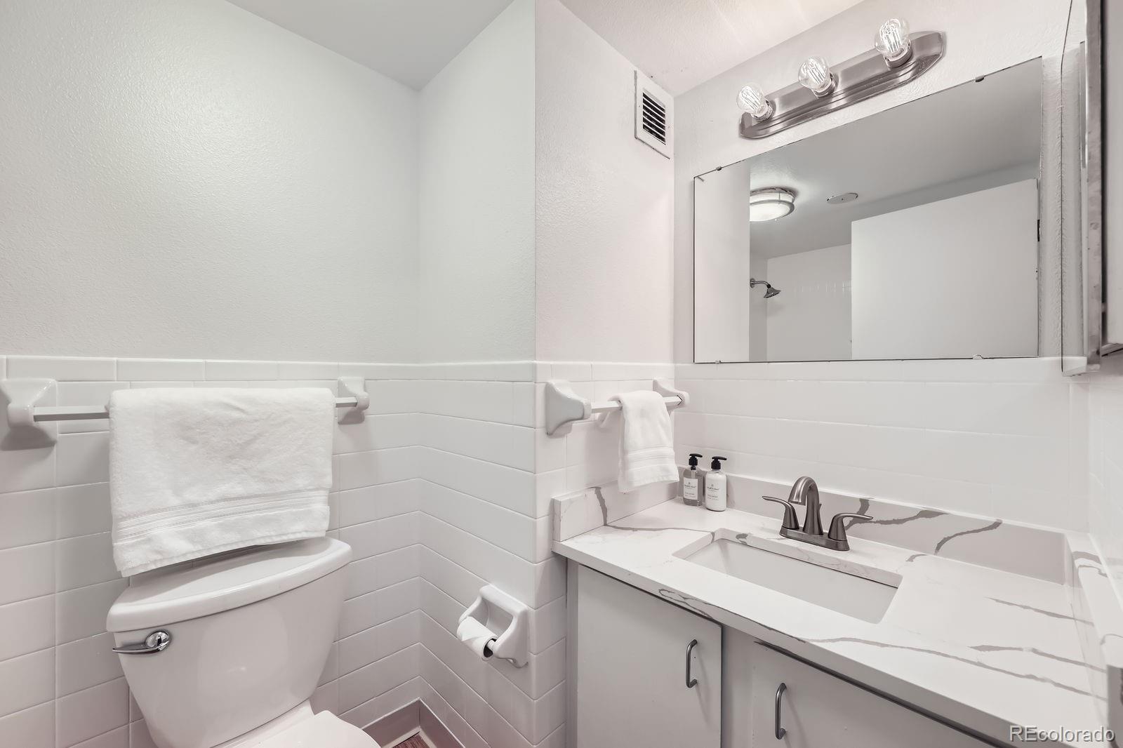 MLS Image #15 for 1020  15th street,denver, Colorado