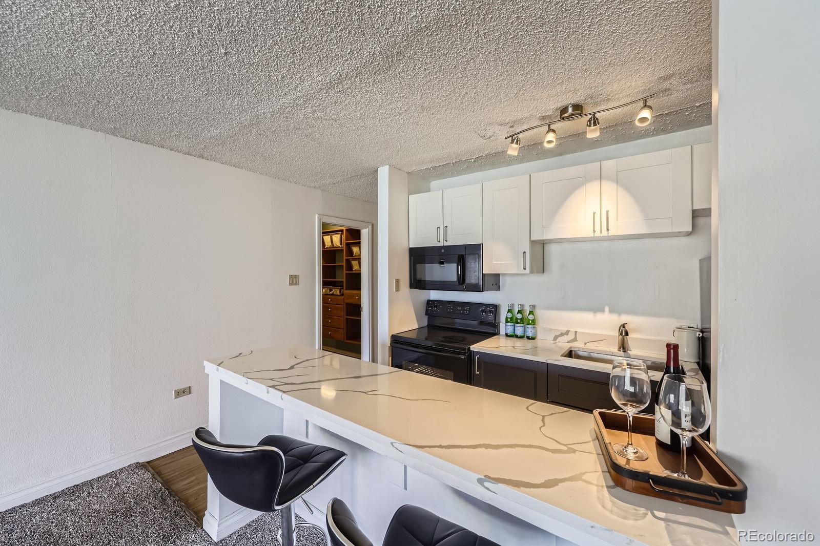 MLS Image #9 for 1020  15th street,denver, Colorado