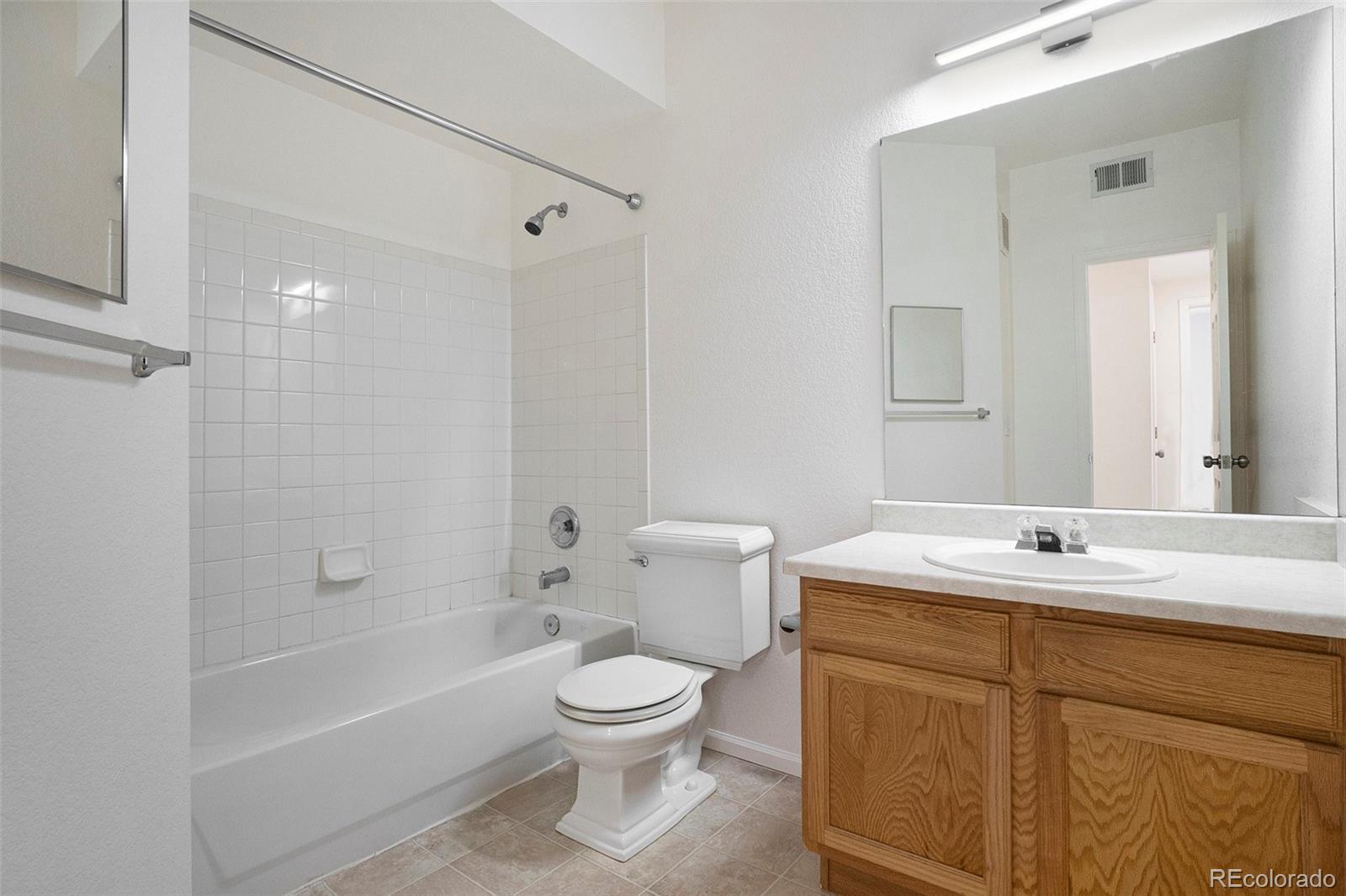 MLS Image #18 for 905 s zeno way,aurora, Colorado