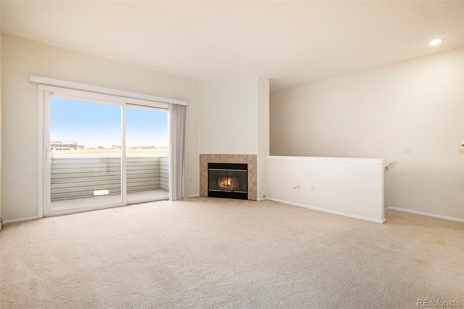 MLS Image #2 for 905 s zeno way,aurora, Colorado