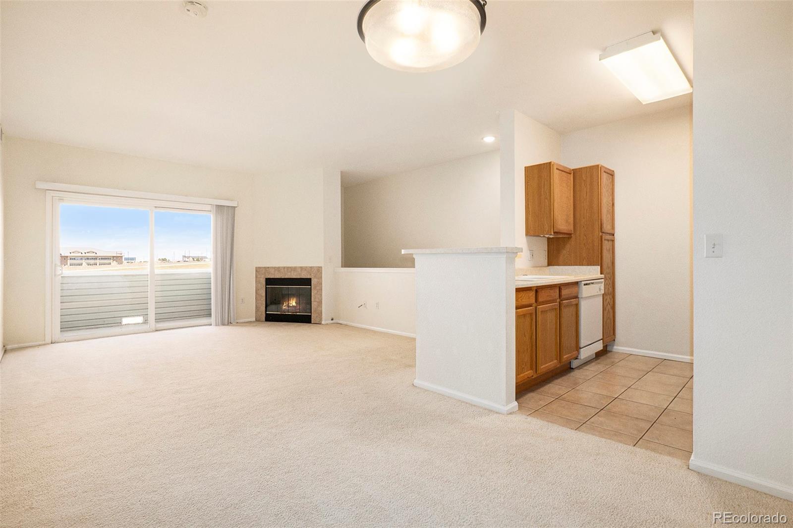 MLS Image #4 for 905 s zeno way,aurora, Colorado