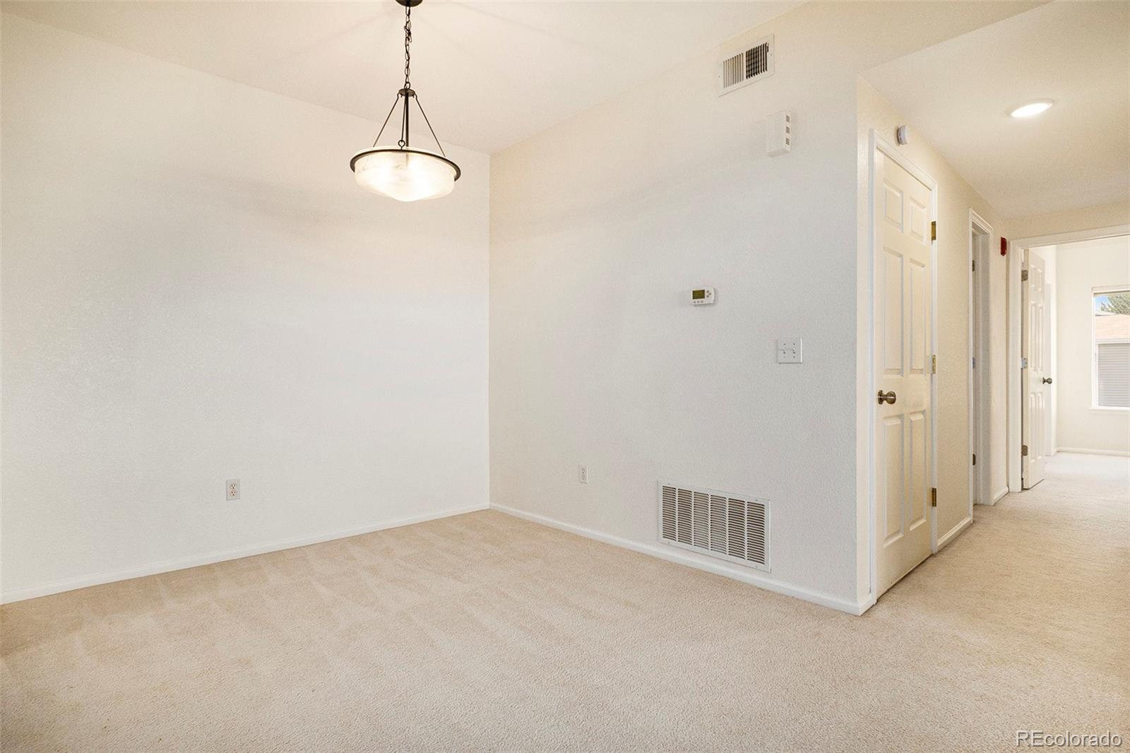 MLS Image #5 for 905 s zeno way,aurora, Colorado