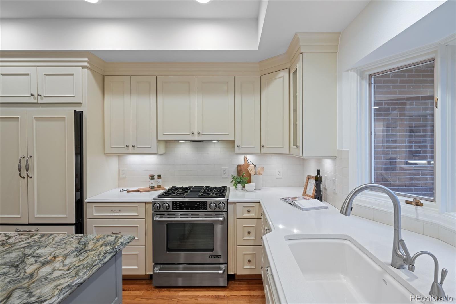 MLS Image #15 for 2552 e alameda avenue,denver, Colorado