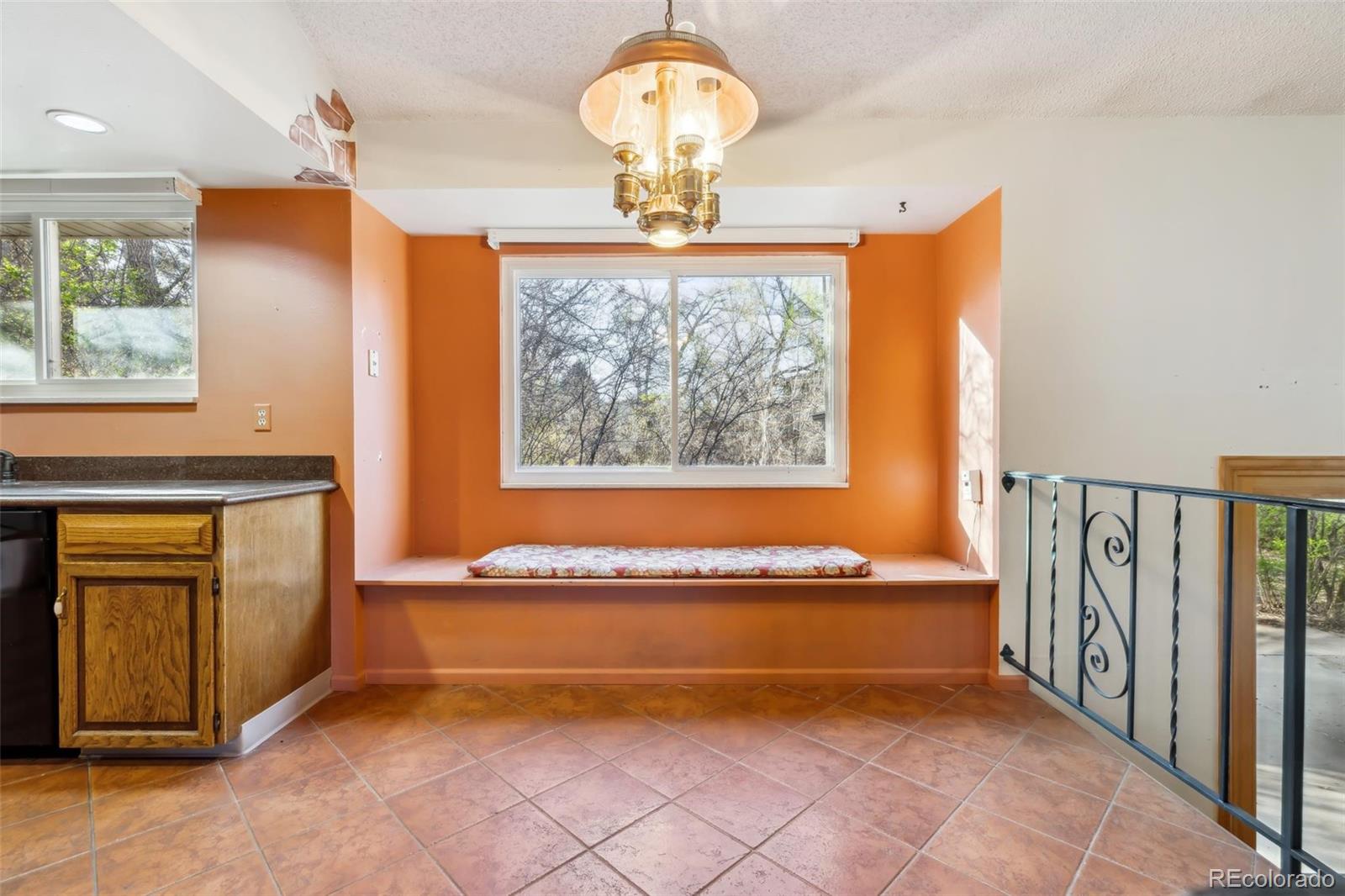 MLS Image #11 for 10901 w 79th avenue,arvada, Colorado